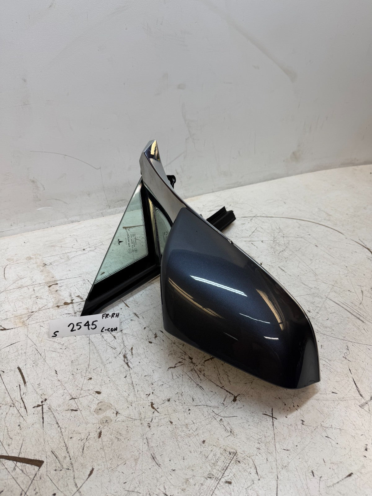 2012 - 2021 Tesla Model S Front Right Passenger Side View Mirror 1041318-00-A
