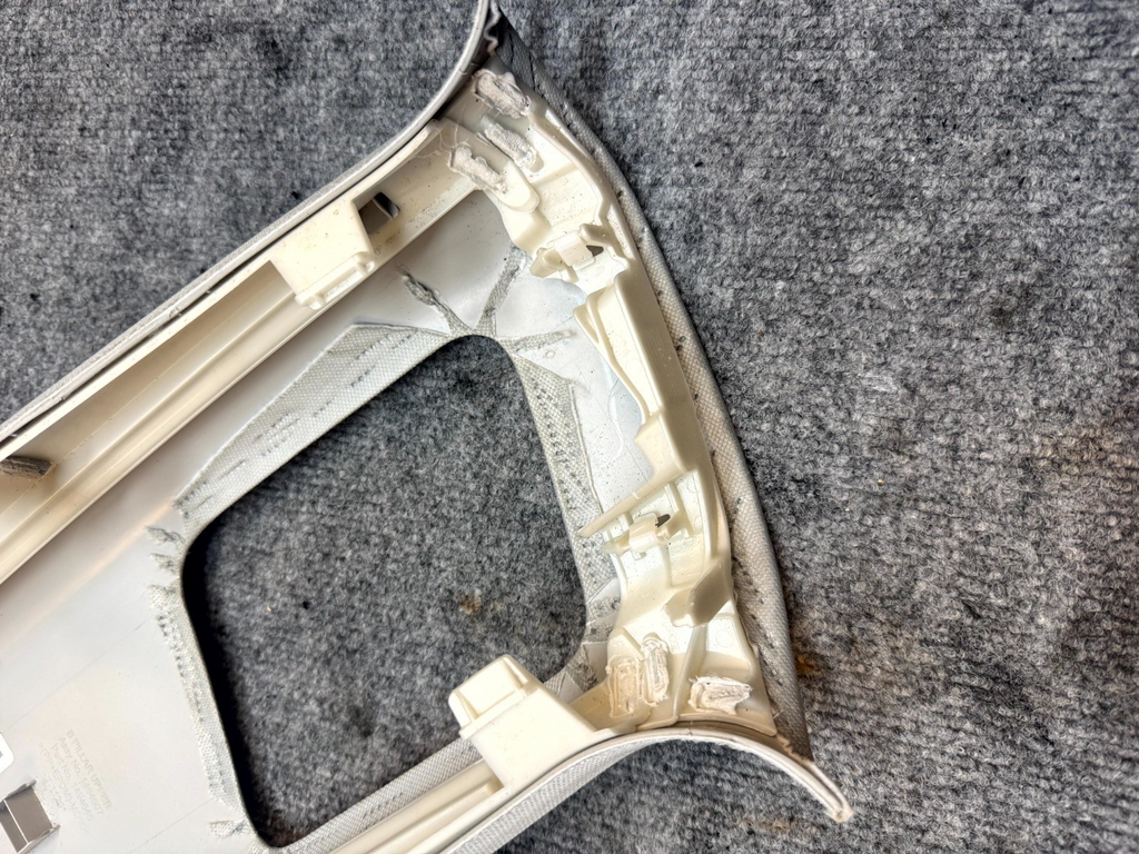 2020 - 2024 TESLA MODEL Y RIGHT SIDE B-PILLAR UPPER TRIM COVER OEM, 1494607-99-E