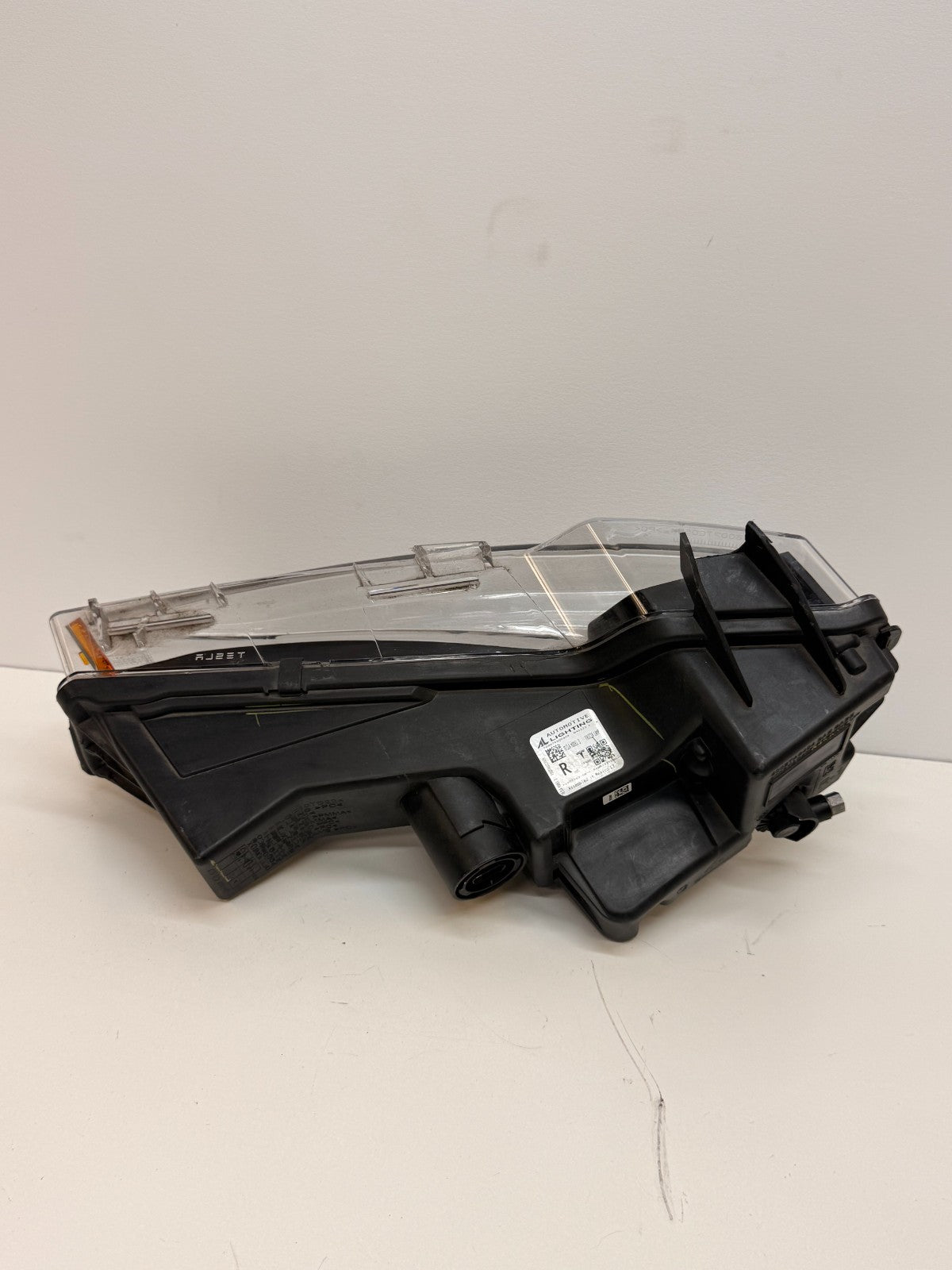 2017-2023 Tesla Model 3 Right Passenger Side Fog Light Lamp 1077392-00-F