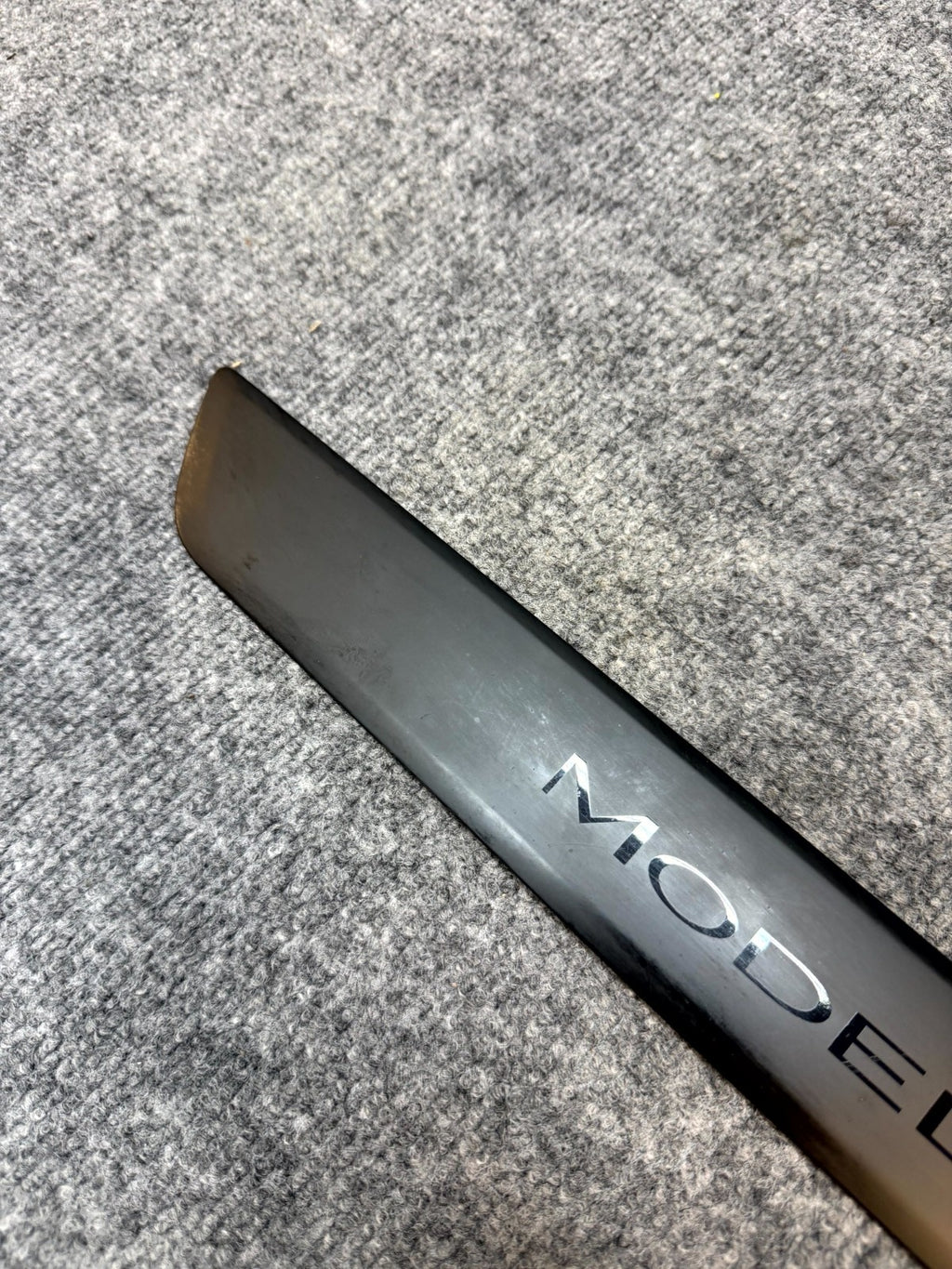 20 - 24 TESLA MODEL Y FRONT LEFT / RIGHT INNER DOOR SILL PLATE OEM, 1494301-00-B