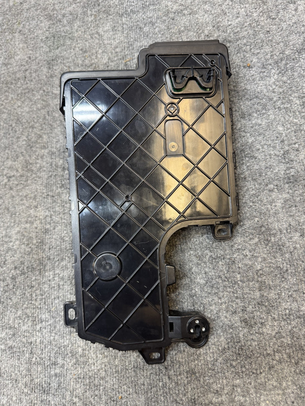 2017-2023 TESLA MODEL 3 LEFT LOW VOLTAGE CONTROLLER MODULE UNIT OEM 1078673-00-K