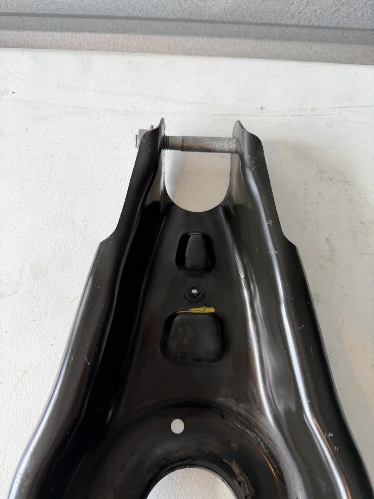 17-22 TESLA Model Y/3 Rear Suspension Lower Control Arm LH/RH 104445100 5927 S15