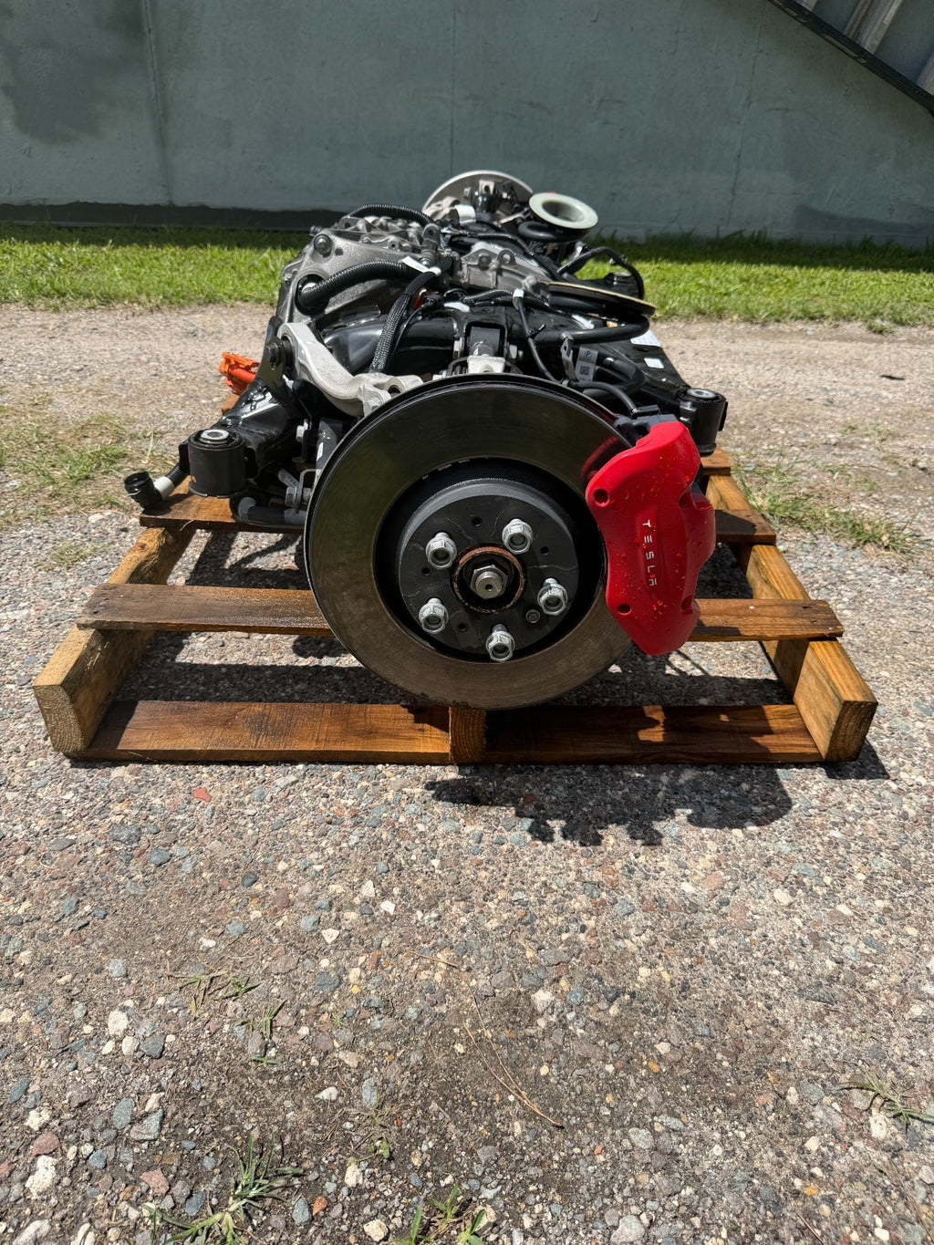 2022 Tesla Model Y Rear Drive Unit Motor Subframe Suspension Complete