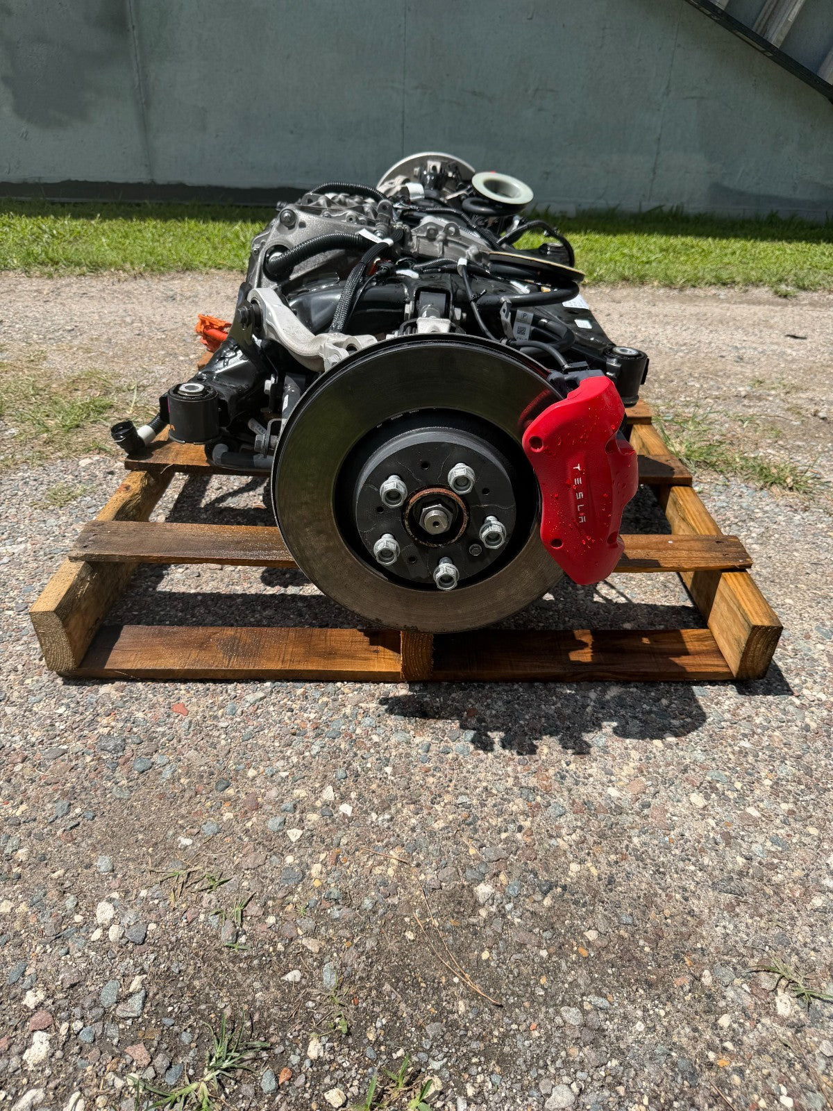 2022 Tesla Model Y Rear Drive Unit Motor Subframe Suspension Complete