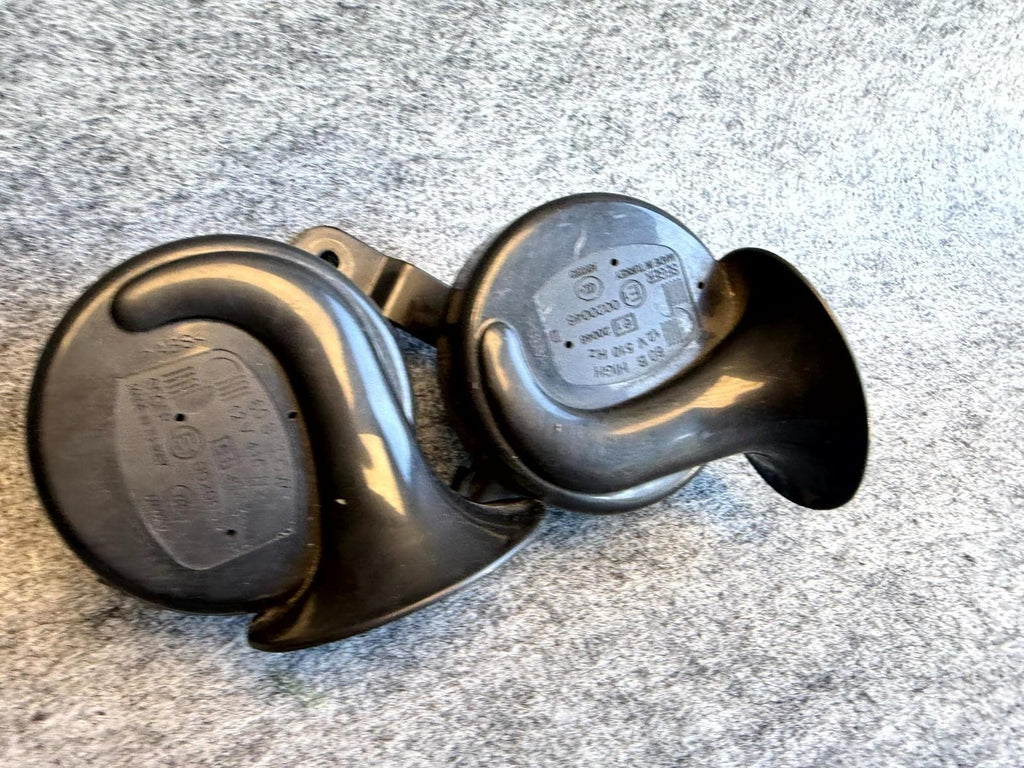 ♦️2012-2020 TESLA MODEL S HIGH & LOW PITCH NOTE TONE HORN SIGNAL OEM, 0020046