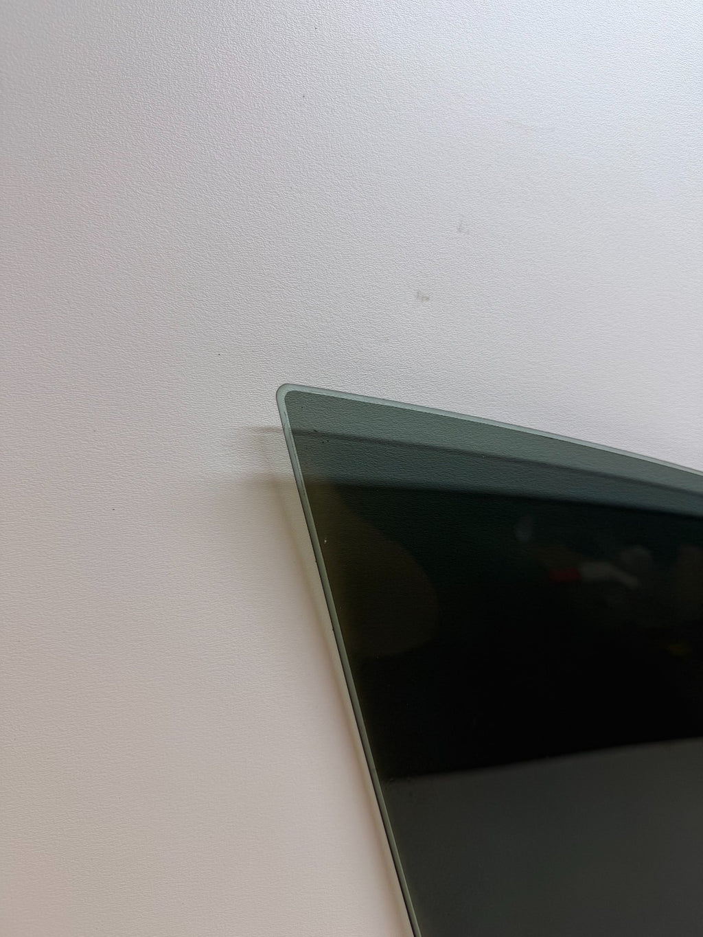 2012-2020 Tesla Model S Front LH Door Window Glass Left 43R-001074