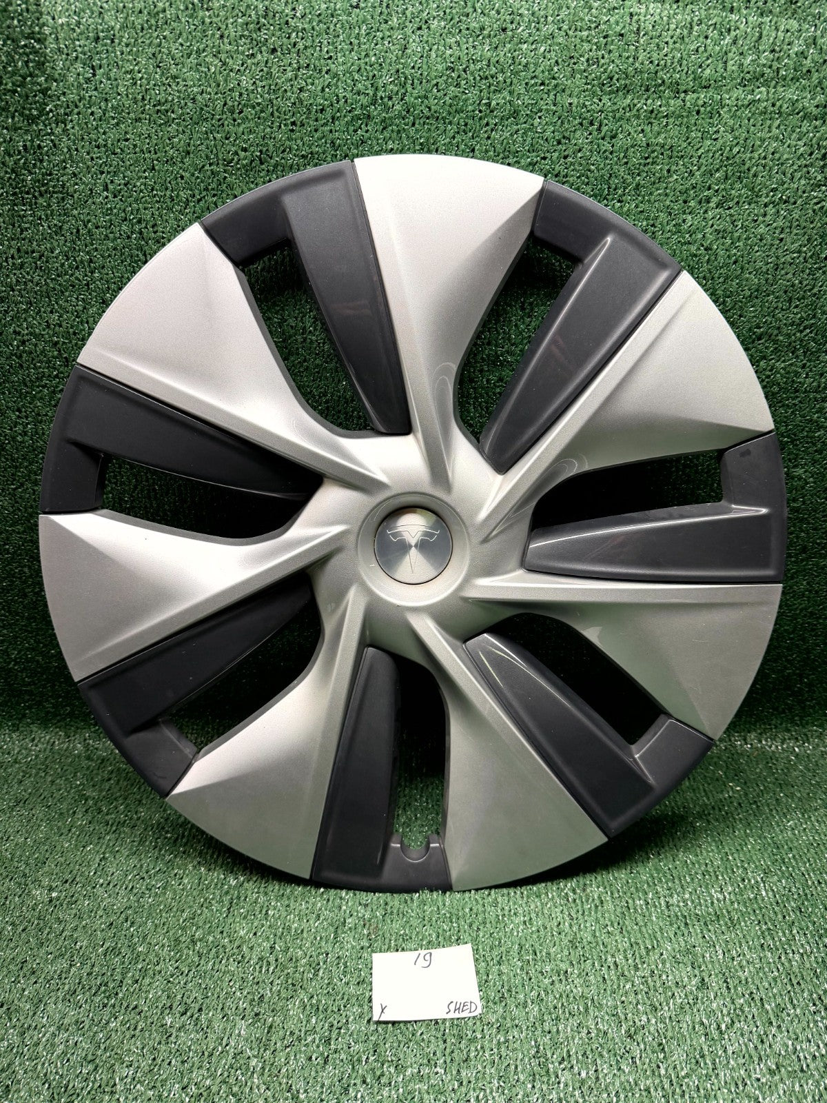 ♦️20-24 TESLA MODEL Y 19" GEMINI WHEEL RIM HUBCAP COVER OEM, 1044235-00-B