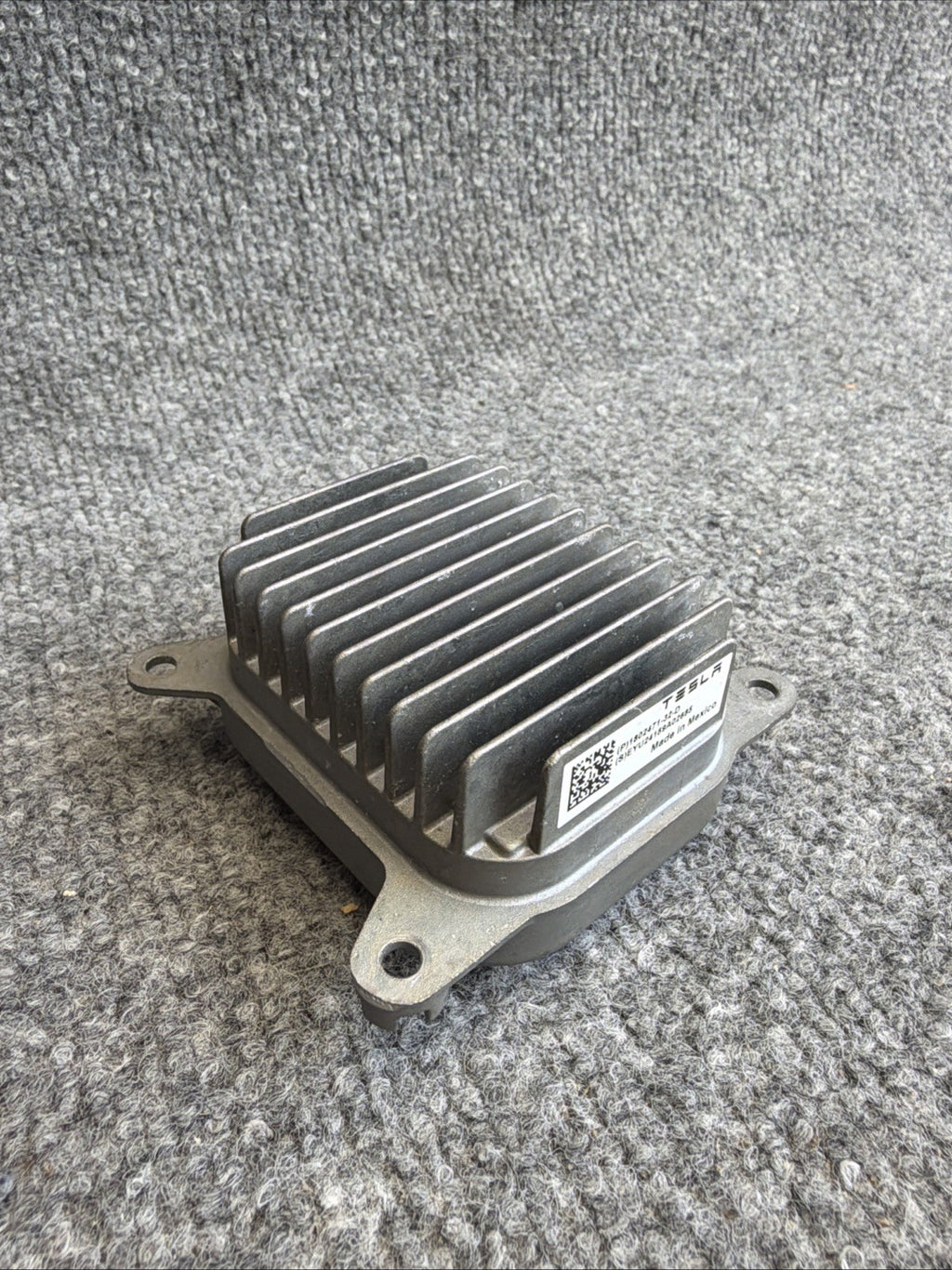 OEM! 2024-2026 Tesla Model 3 Headlight LED Module Headlamp Ballast 1802471-32-D