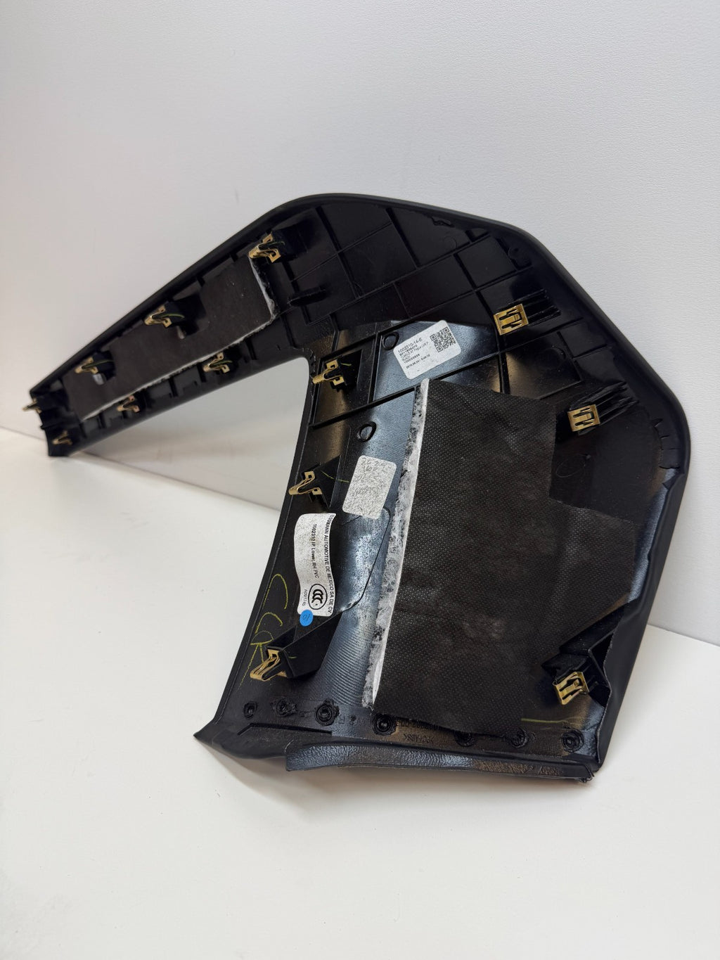 2012-2020 Tesla Model S Front Lower Dashboard Trim Cover Right 1002310-14-E