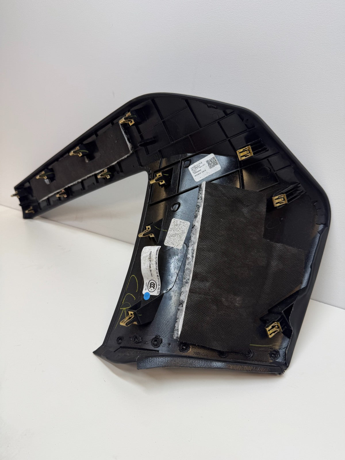 2012-2020 Tesla Model S Front Lower Dashboard Trim Cover Right 1002310-14-E