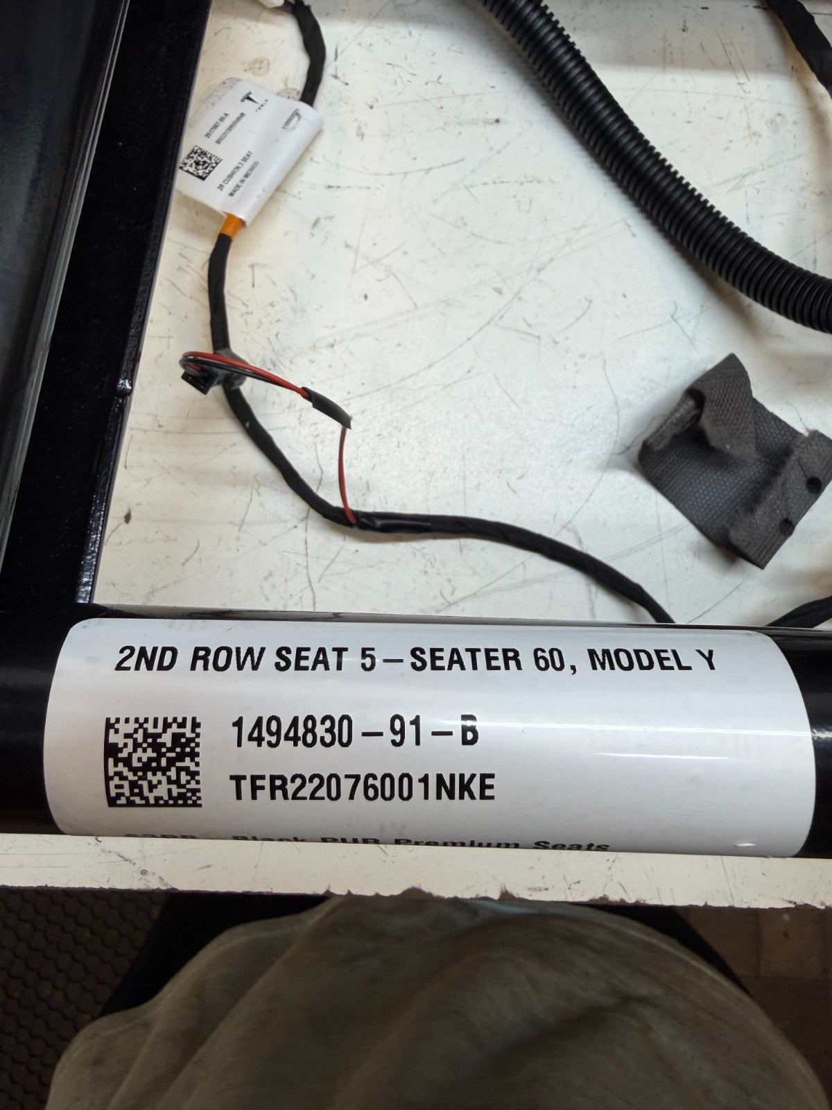 2017-2023 TESLA MODEL Y REAR LEFT SIDE UPPER SEAT CUSHION BACKREST W/ FRAME