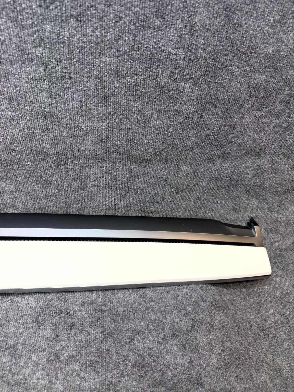 2020-2024 TESLA MODEL Y FRONT DASHBOARD INSTRUMENT PANEL COVER TRIM OEM, 1619564