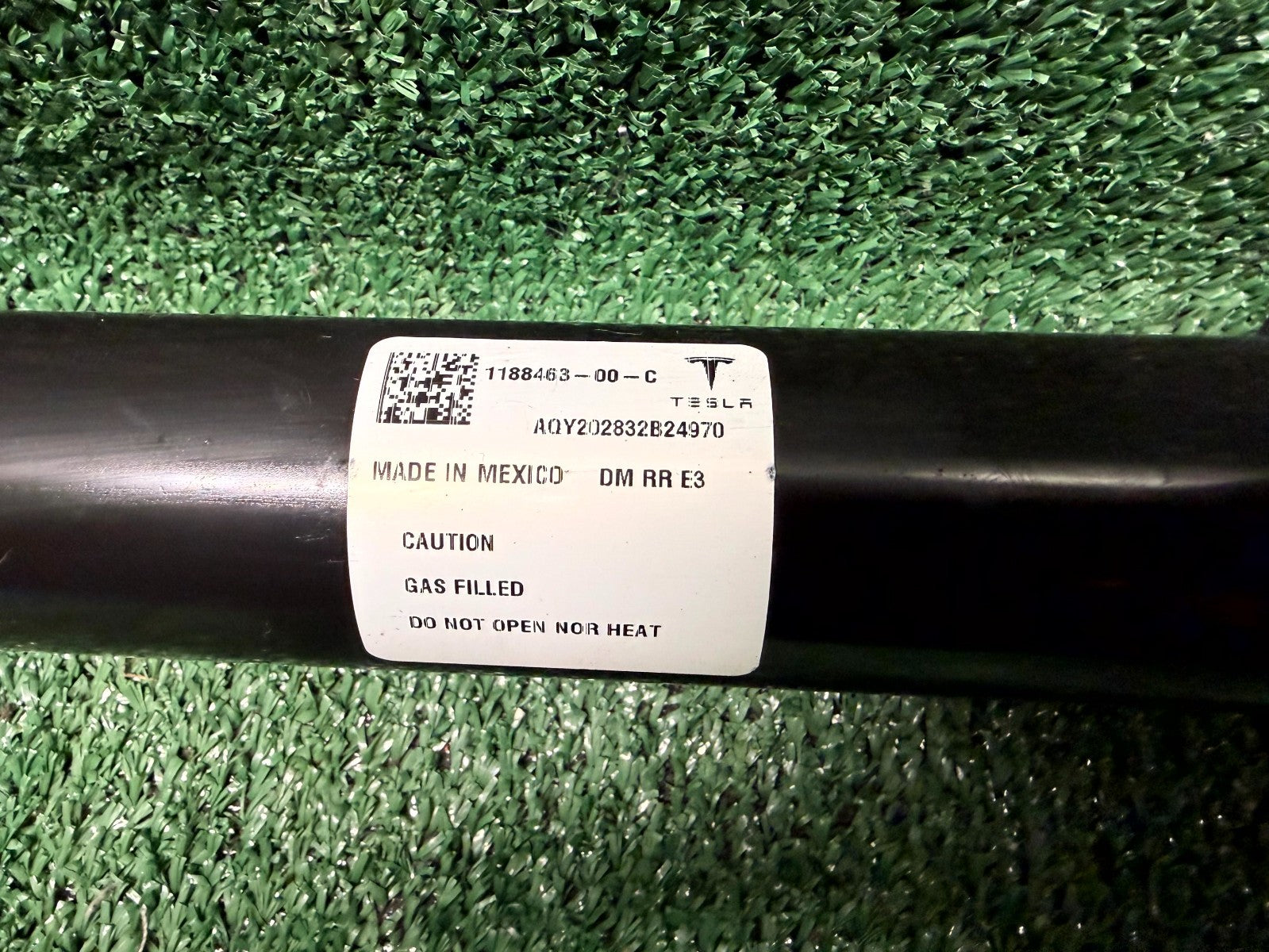♦️2020-2024 TESLA MODEL Y REAR RIGHT SIDE SHOCK STRUT ABSORBER OEM, 1188463-00-C