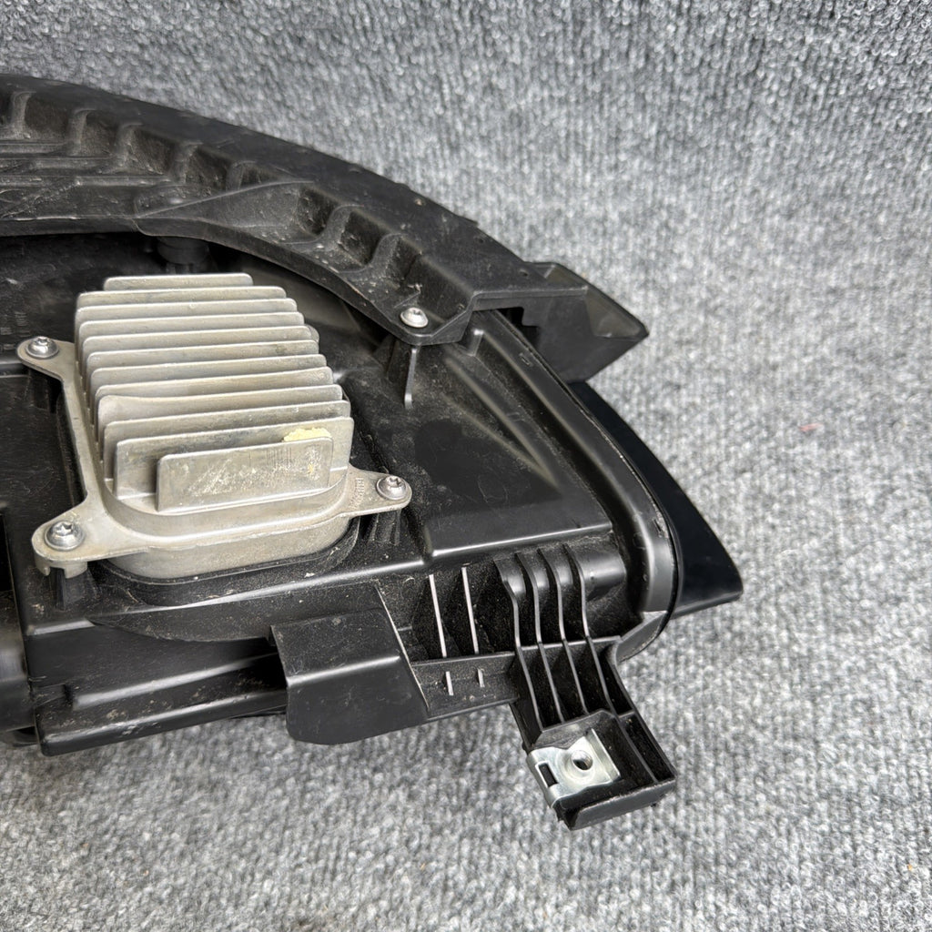 2021-2023 TESLA Model 3/Y Right MATRIX Headlight OEM 1514953-00-D  