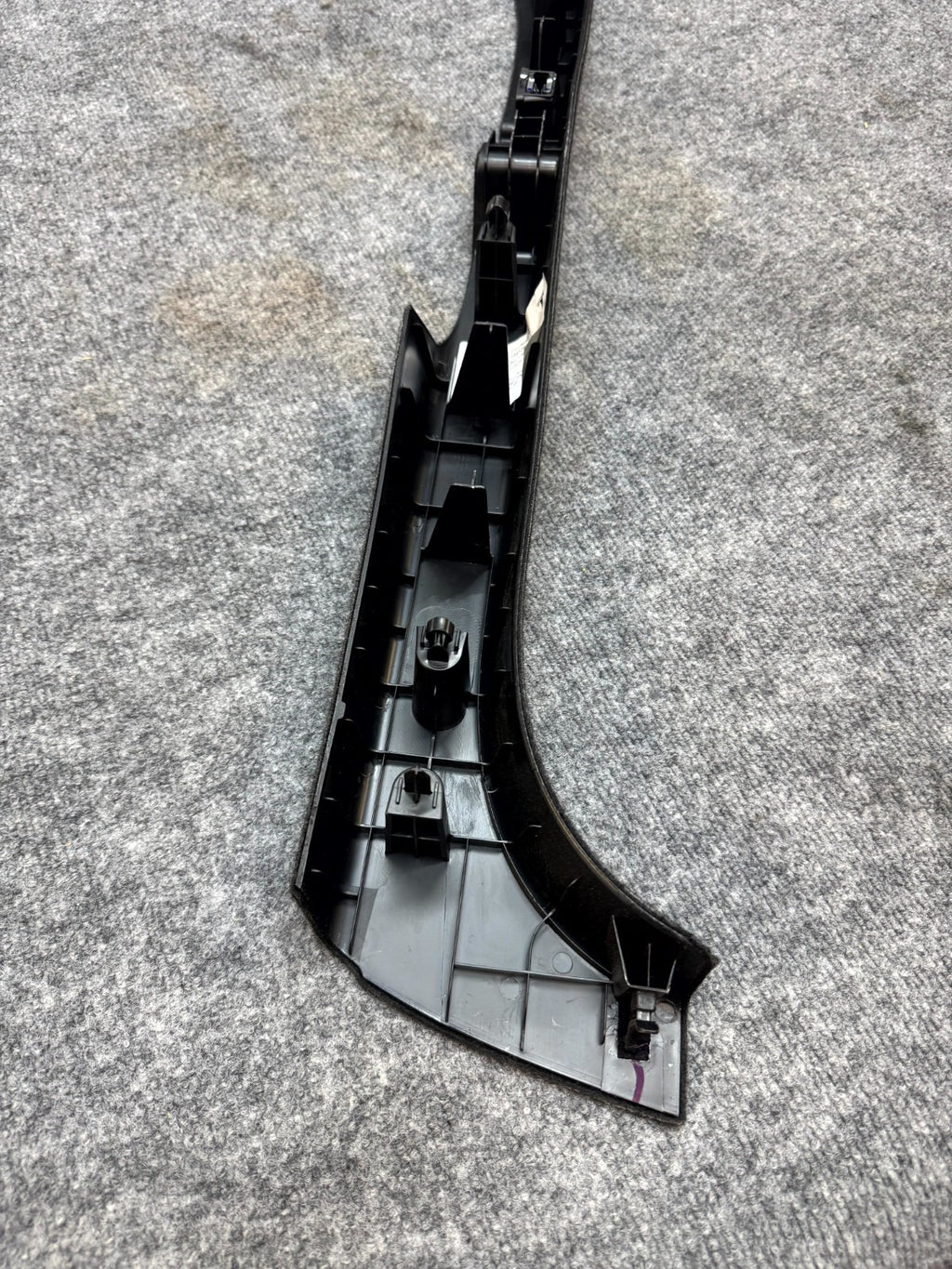 2020-2024 TESLA MODEL Y REAR RIGHT SIDE TRUNK FLOOR TRIM COVER OEM, 1641266-00-D