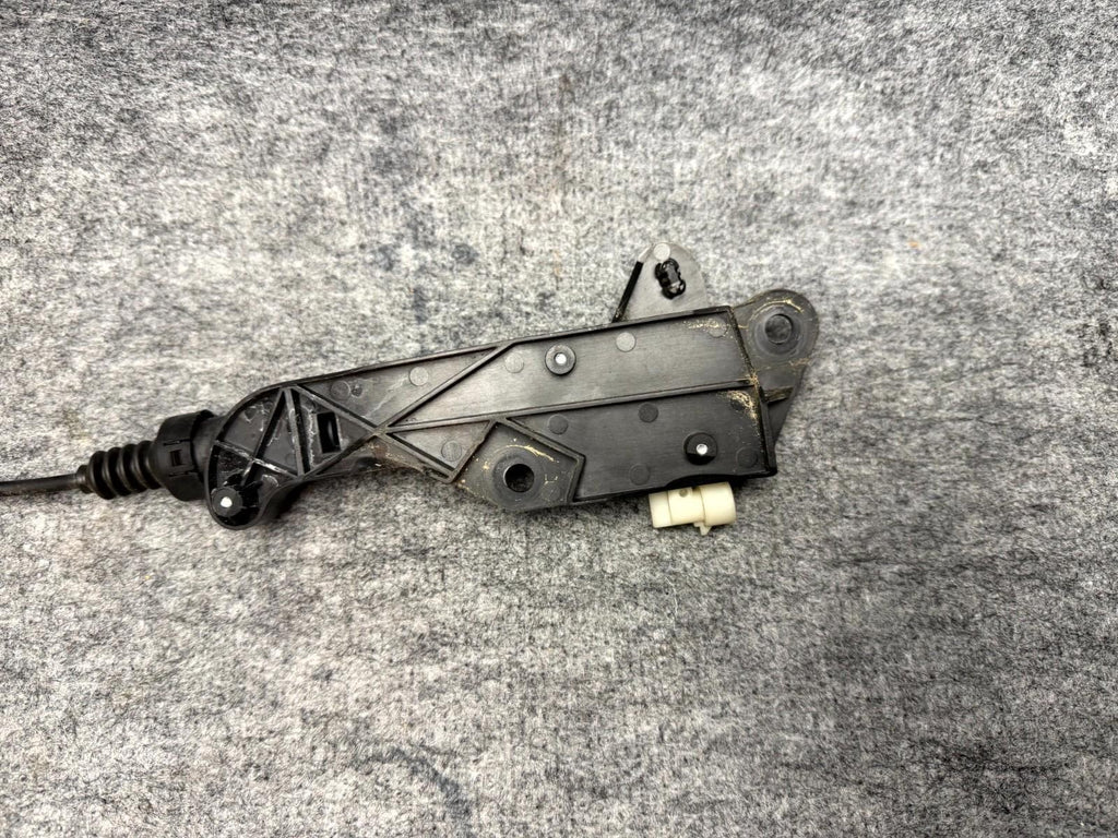♦️17-23 TESLA MODEL 3 HOOD LATCH LOCK ACTUATOR MECHANISM OEM, 1033011-00-G