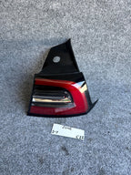 2017-2023 TESLA MODEL 3 REAR RIGHT SIDE TAIL LIGHT LAMP OEM, 1502087-00-D