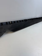 2020-24 TESLA MODEL Y RIGHT SIDE SKIRT ROCKER PANEL MOLDING CARRIER BRACKET