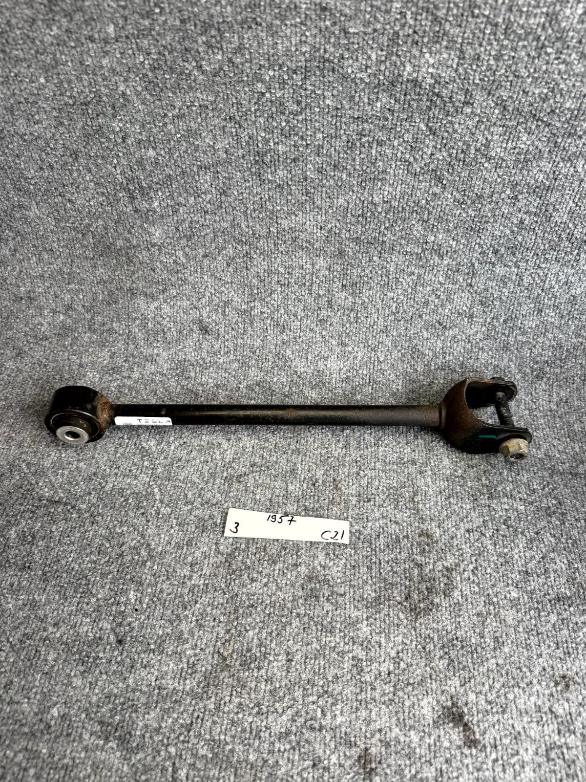 2017 – 2023 TESLA MODEL 3 REAR LEFT OR RIGHT LOWER CONTROL ARM OEM, 1044444-00-A