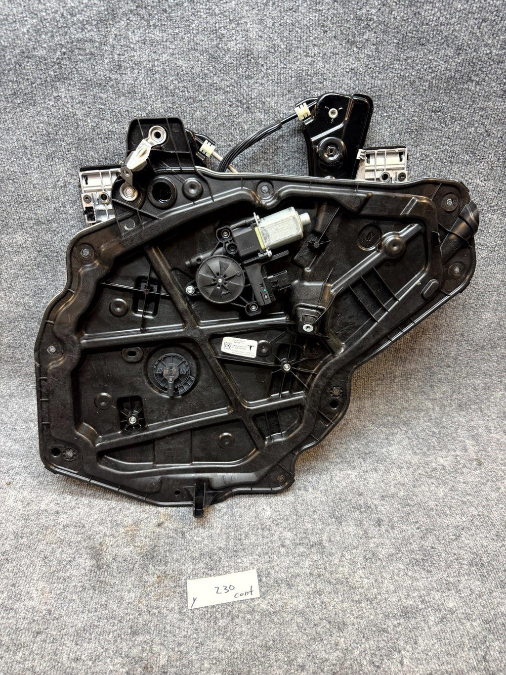2020-2024 TESLA MODEL Y REAR RIGHT DOOR WINDOW REGULATOR & MOTOR OEM, 149551301J