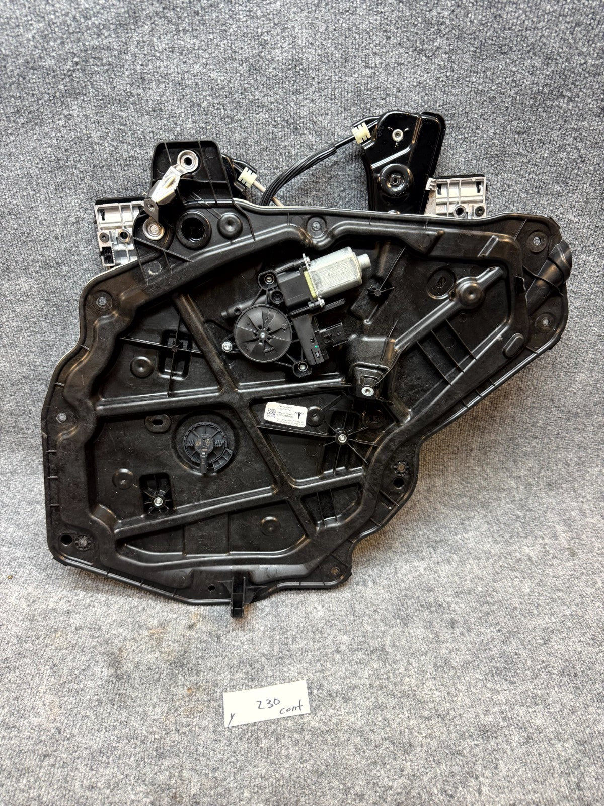 2020-2024 TESLA MODEL Y REAR RIGHT DOOR WINDOW REGULATOR & MOTOR OEM, 149551301J