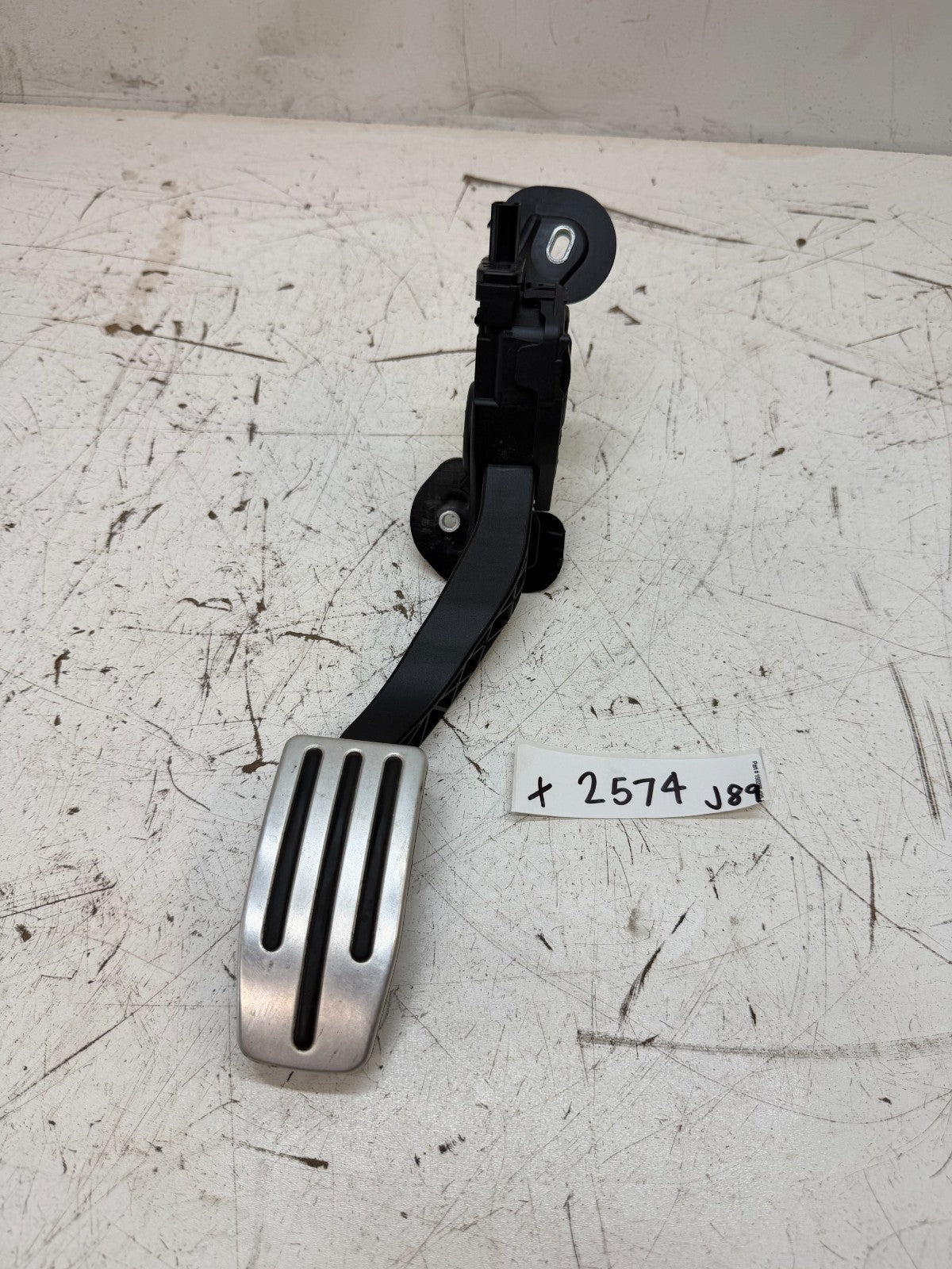 2012-2020 Tesla Model X Accelerator Throttle Pedal Assembly OEM BE5C9F836-AA