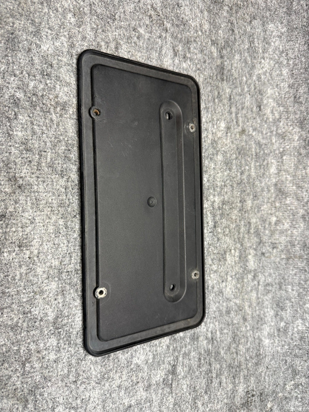 ♦️2017-2023 TESLA MODEL 3/Y REAR LICENSE PLATE HOLDER BRACKET OEM, 1096844-00-B