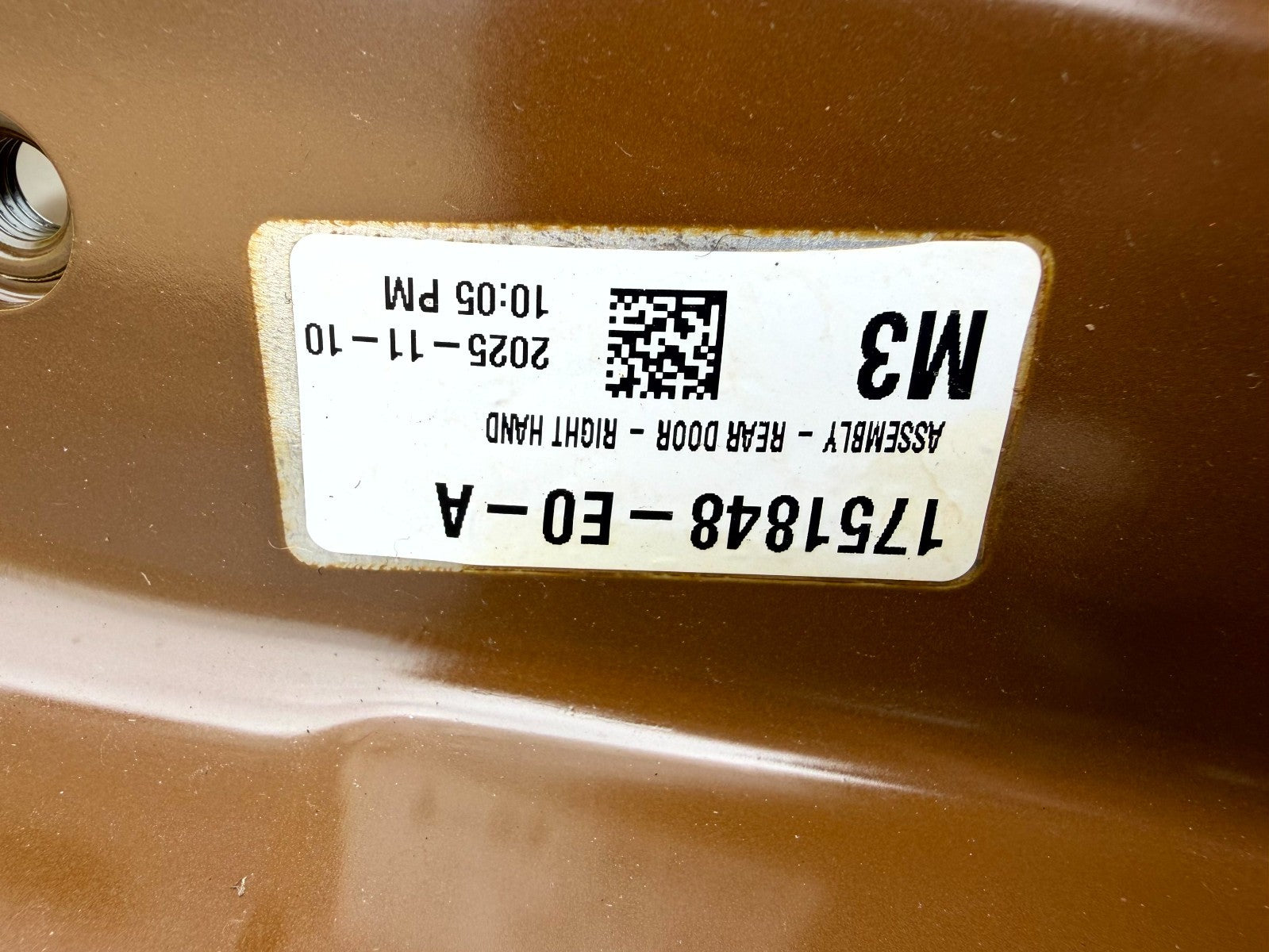 2024 - 2025 TESLA MODEL 3 REAR RIGHT PASSENGER SIDE DOOR SHELL OEM, 1751848-E0-A