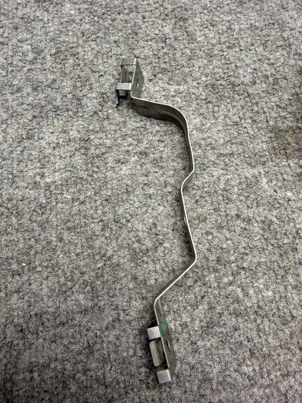 17-23 Tesla Model 3 Left Liner Wheel House Bracket Stiffener 1104540-00-B OEM