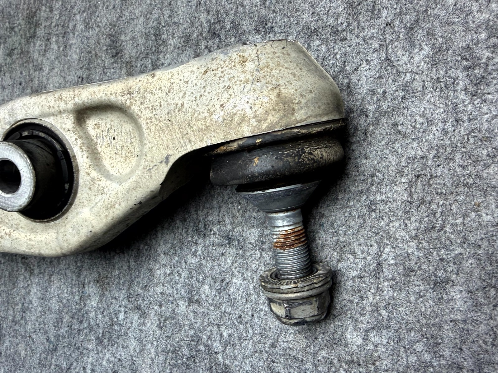 ♦️17-23 TESLA MODEL 3 FRONT LEFT DRIVER SIDE LOWER CONTROL ARM OEM, 1044354-00-A