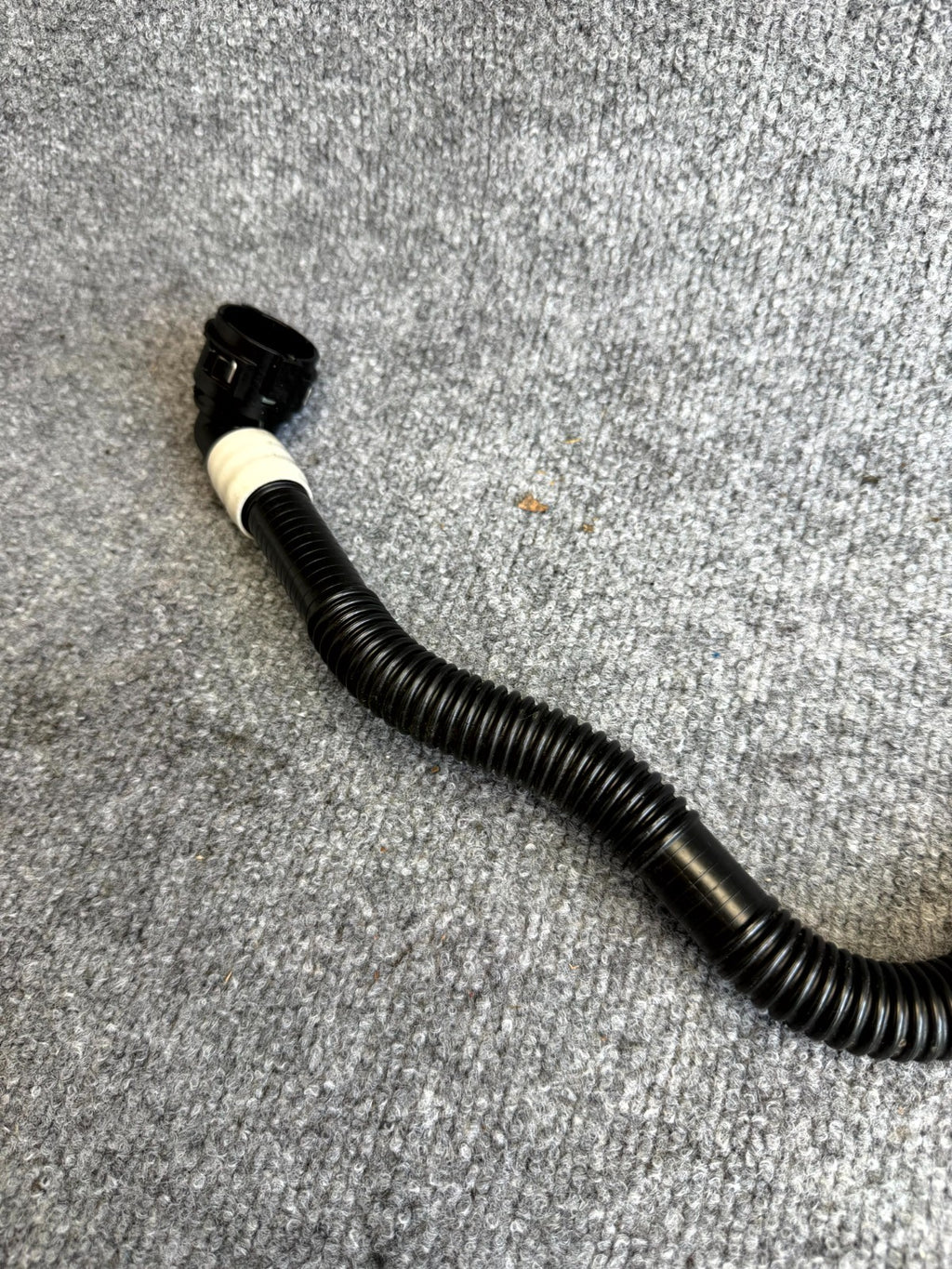 2017 - 2023 TESLA MODEL 3 COOLING SYSTEM INVERTER HOSES OEM, 1077594-00-C