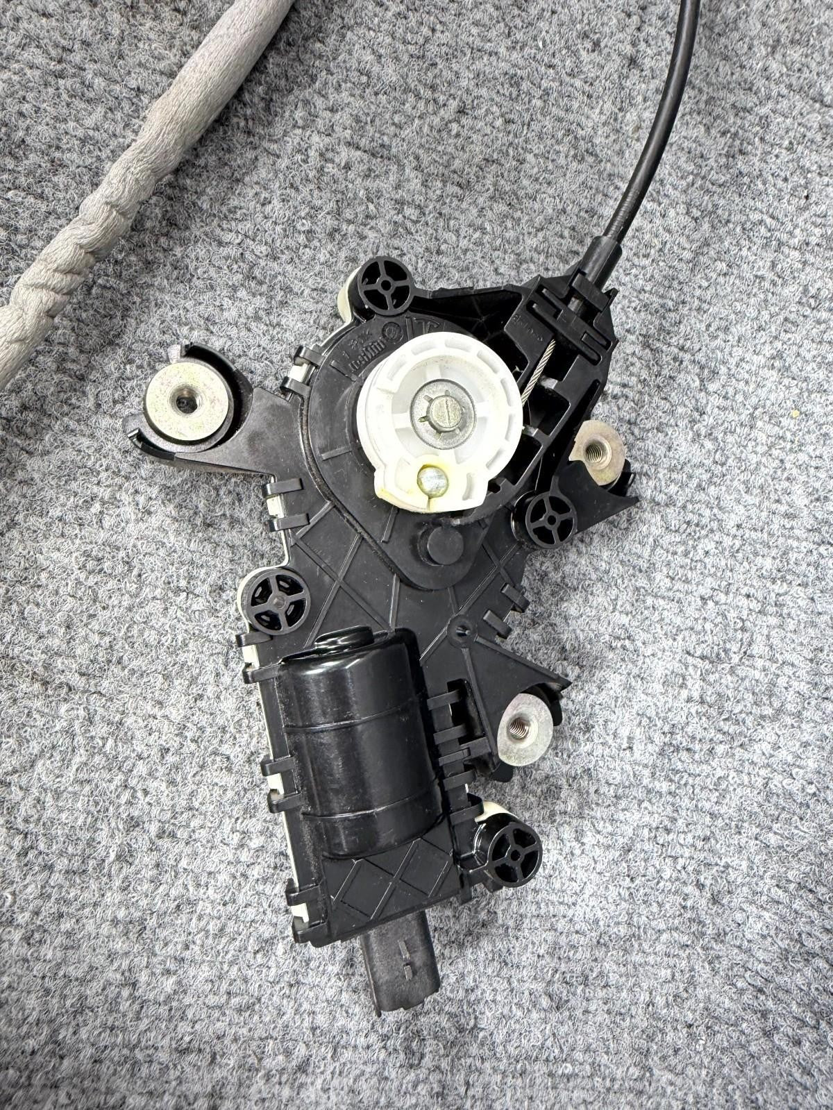 12-20 Tesla Model S Rear Liftgate Trunk Lock Latch Actuator OEM, A2127400335