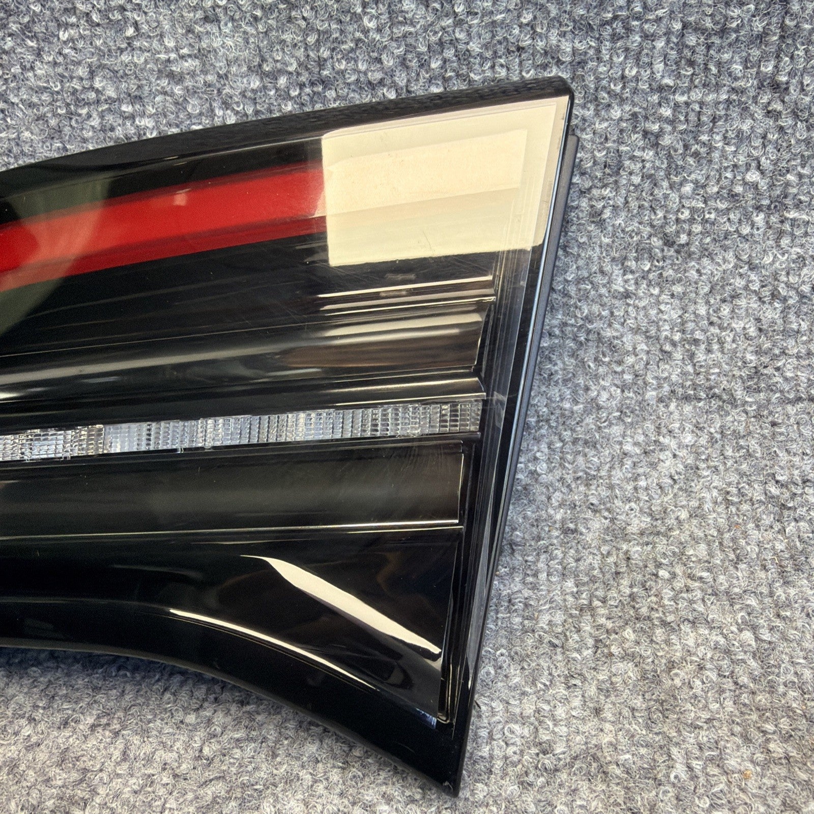 21-24 TESLA MODEL 3 Y REAR RIGHT TAIL LIGHT  LAMP OEM 1502089-00-B 4PIN