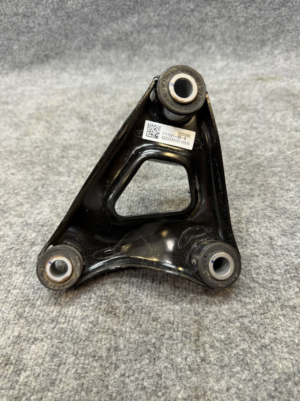 20-24 TESLA MODEL Y FRONT LEFT DRIVE UNIT MOUNT SUPPORT BRACKET OEM,1110233-00-C