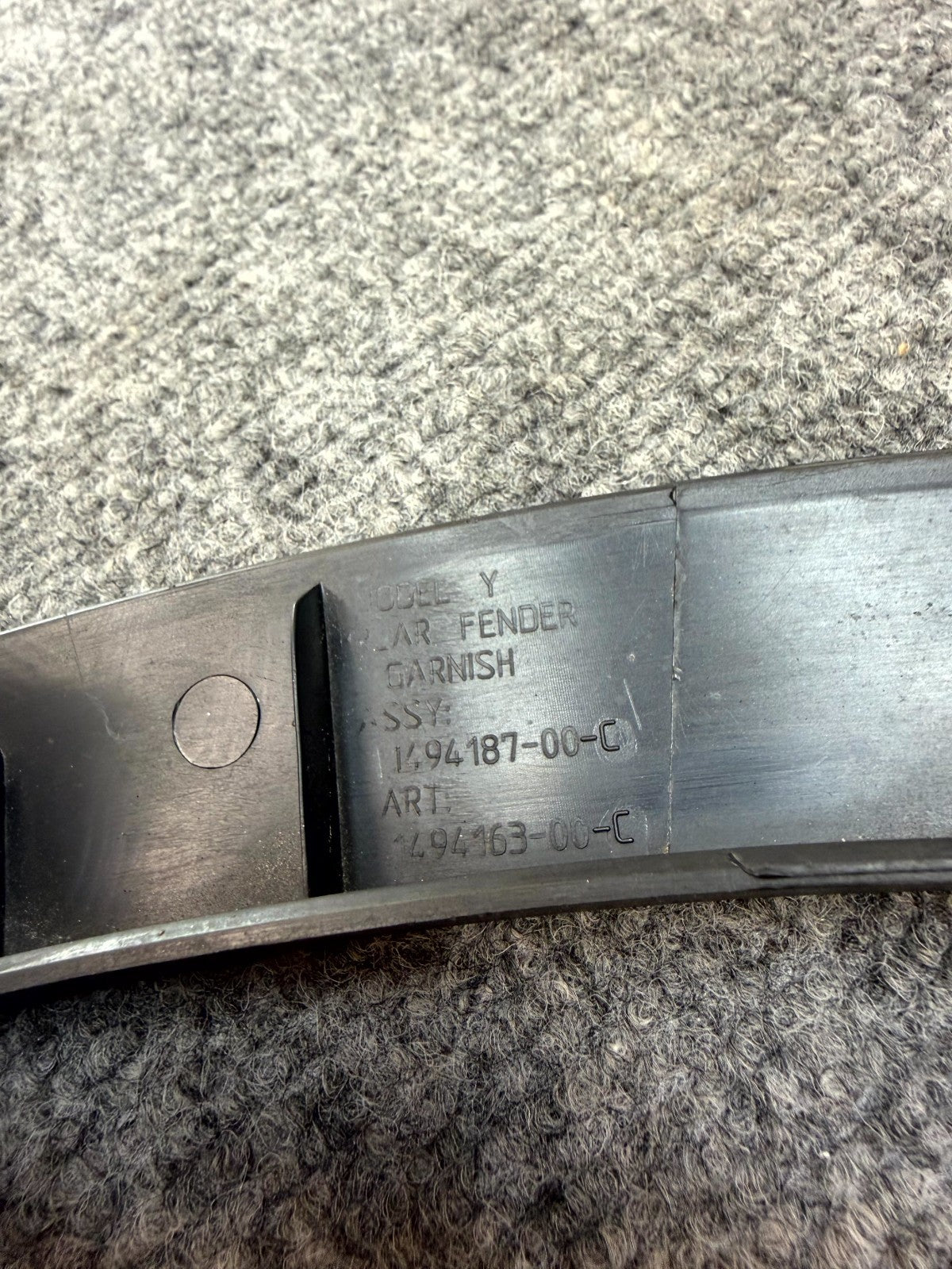 2020 - 2024 TESLA MODEL Y REAR LEFT SIDE WHEEL FLARE MOLDING OEM, 1494163-00-C