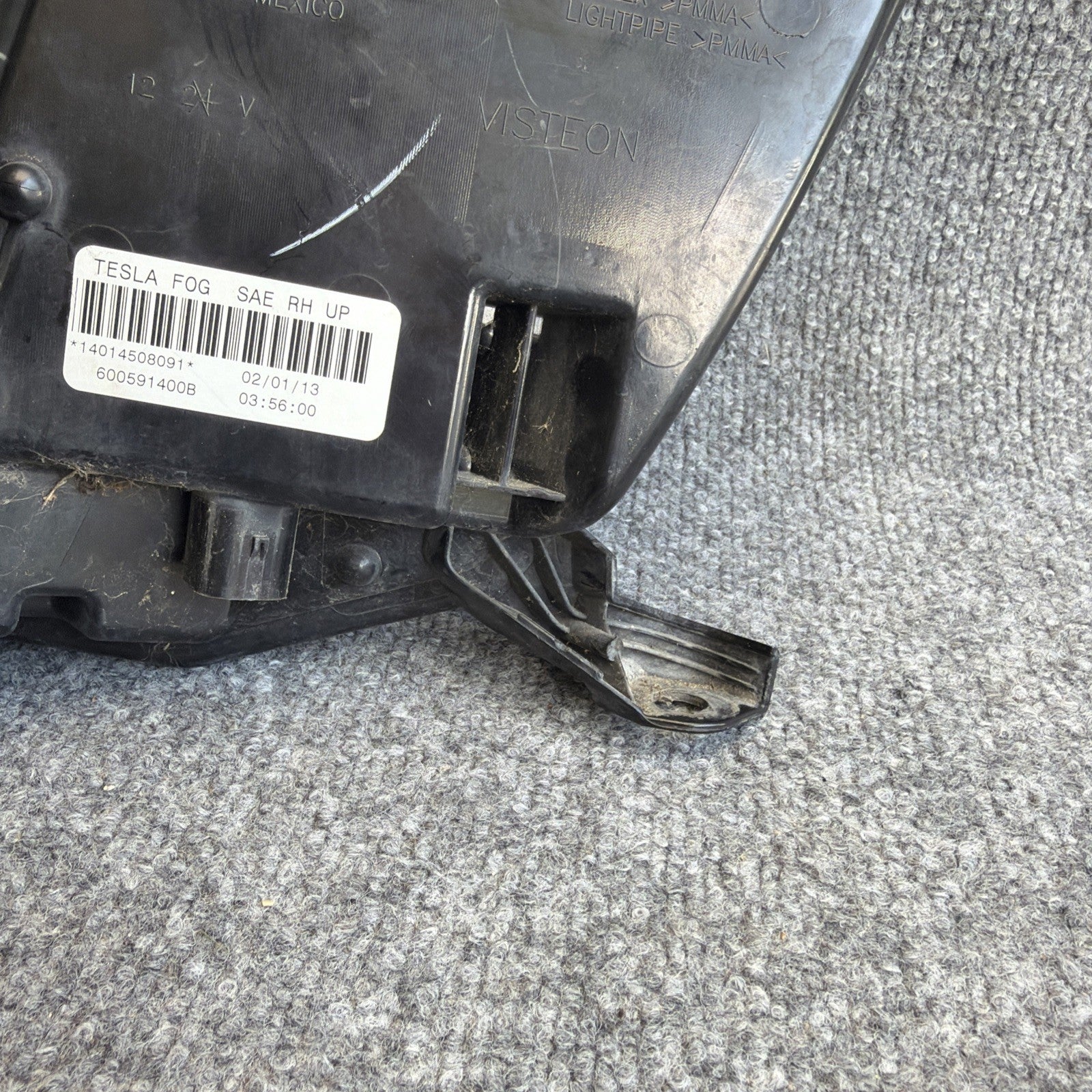 TESLA MODEL S FOG LIGHT RIGHT PASSENGER 2016 2017 2018 2019 2020 6005914-00-F