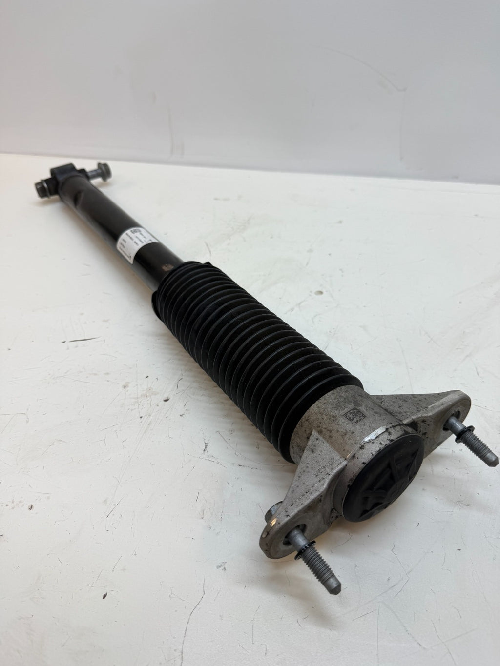 2020 - 2024 TESLA MODEL Y REAR LEFT OR RIGHT SIDE SHOCK ABSORBER 1188463-00-D