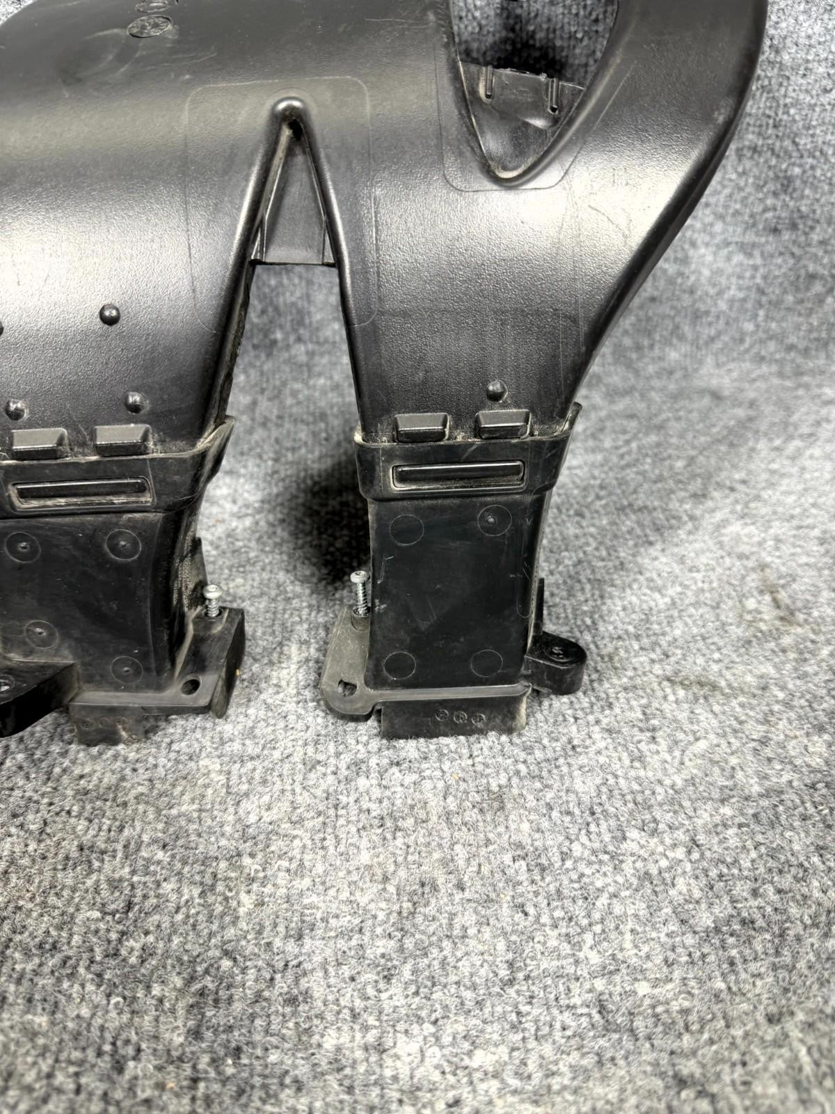 2016-2020 Tesla Model S Left Driver Side Air Duct Vent OEM, 1043927-00-E