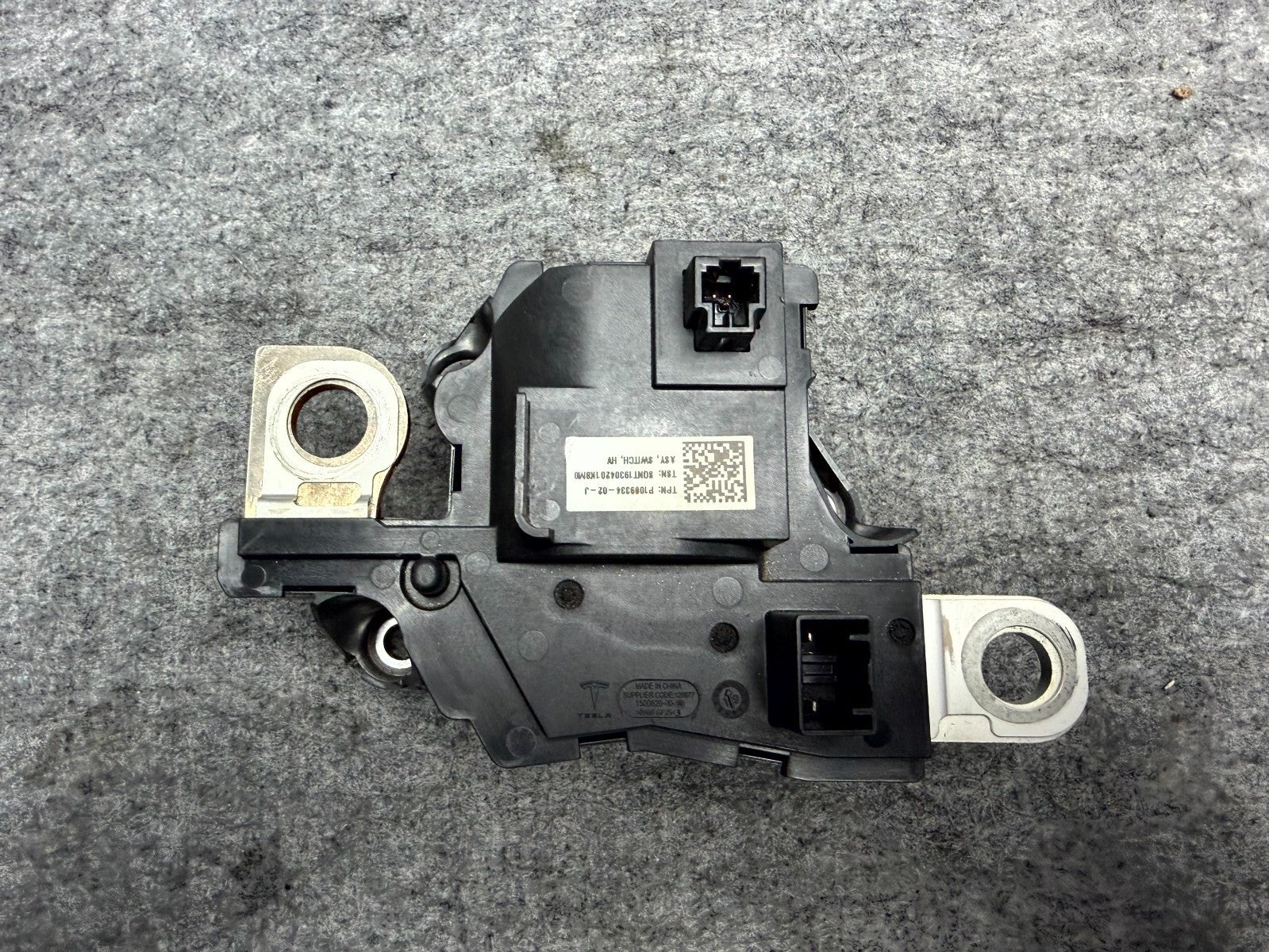 ♦️17-23 TESLA MODEL 3 HIGH VOLTAGE BATTERY PACK CONTACTOR POS OEM, 1089334-02-J