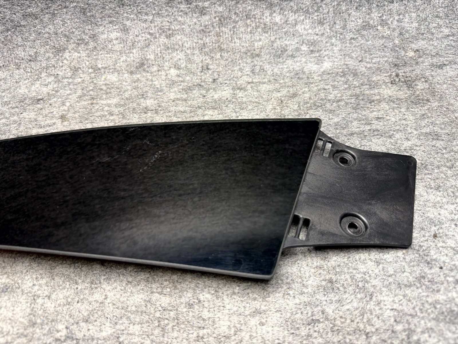 ♦️2012 - 2016 TESLA MODEL S FRONT RIGHT SIDE B PILLAR EXTERIOR TRIM OEM