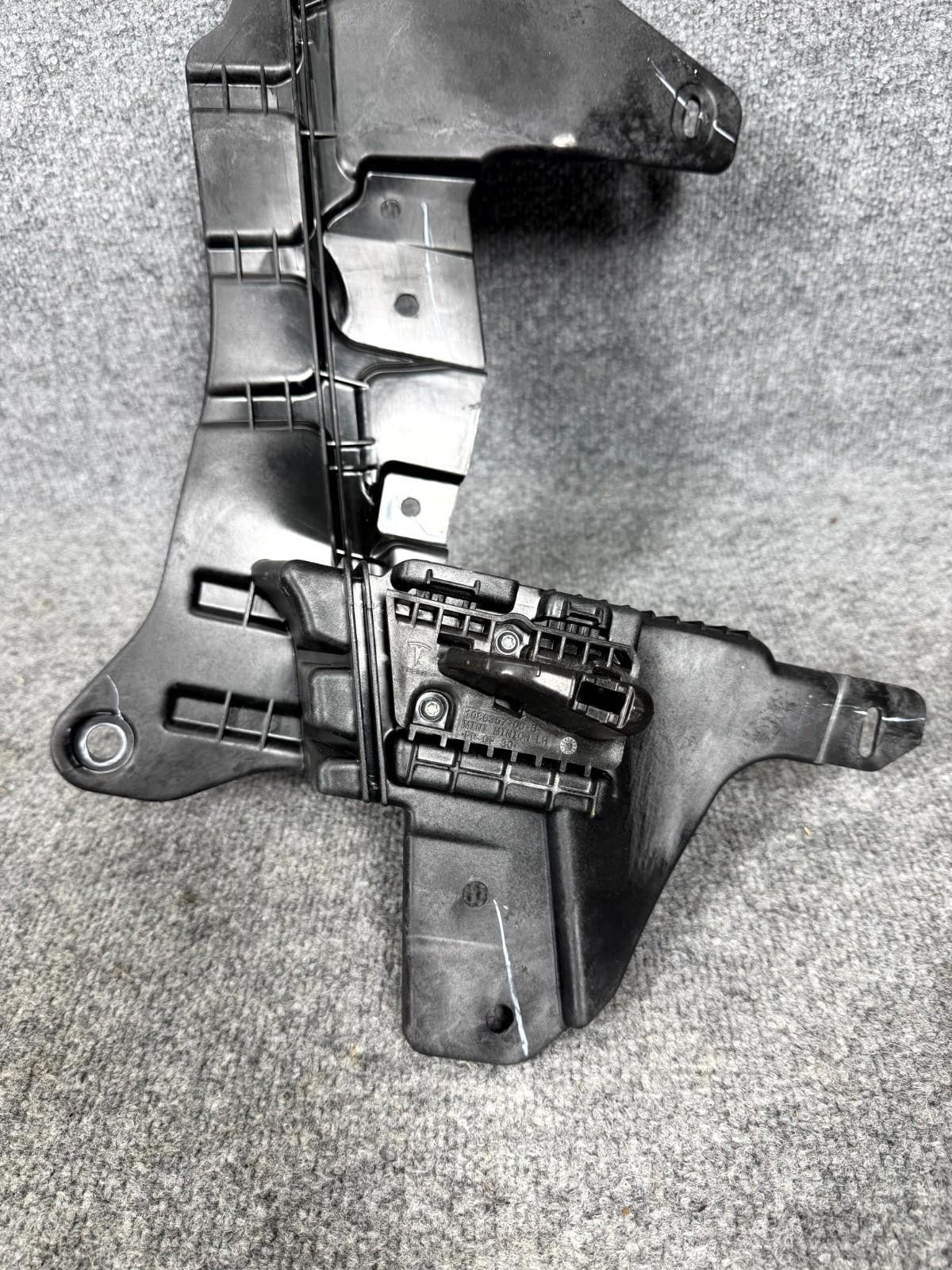 2016-2020 Tesla Model X Rear Left C-Pillar Lower Trim Mount OEM, 1080701-00-D