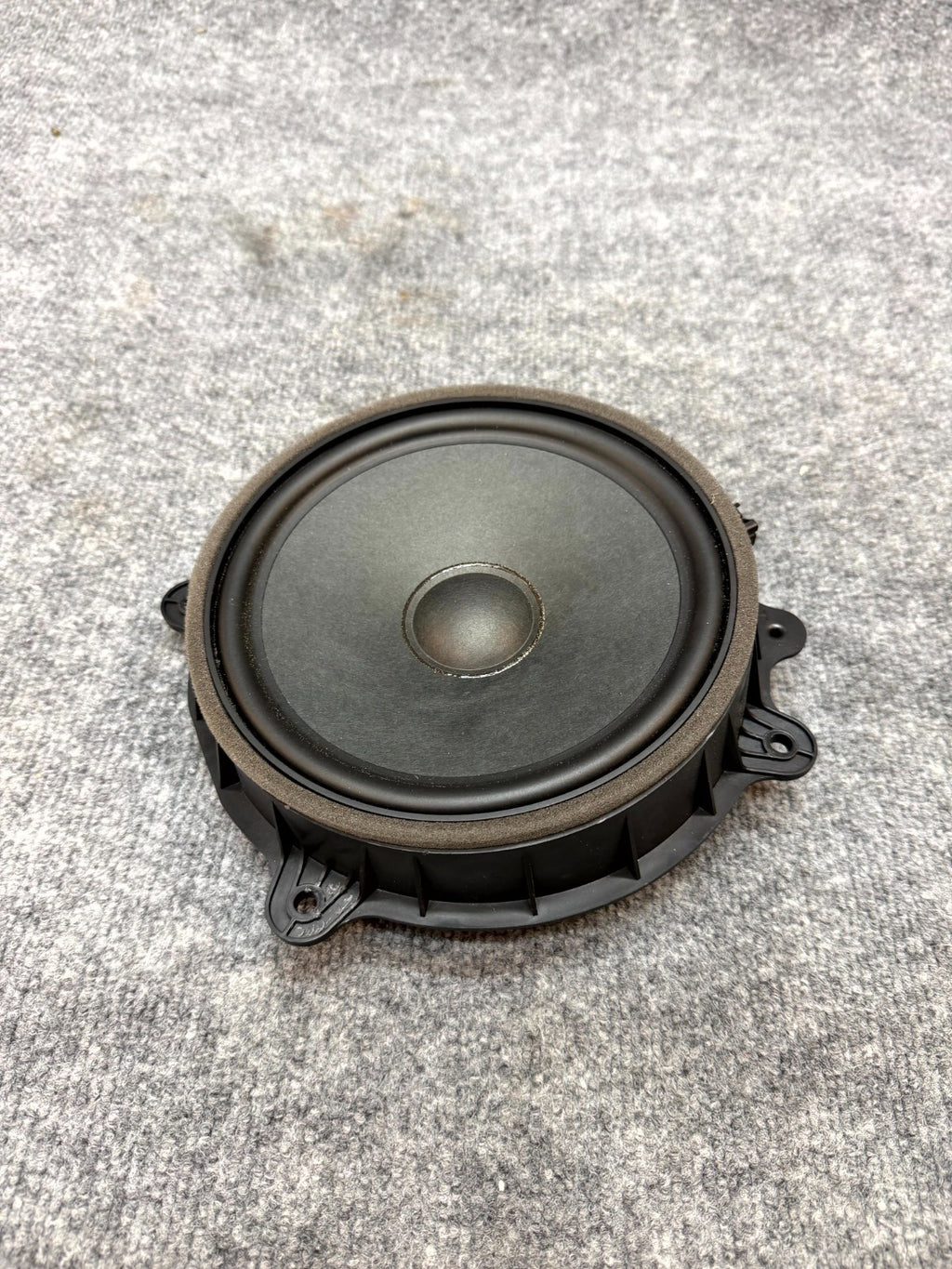 2020-2024 TESLA MODEL Y FRONT RIGHT DOOR AUDIO SOUND SPEAKER OEM, 1079744-01-F