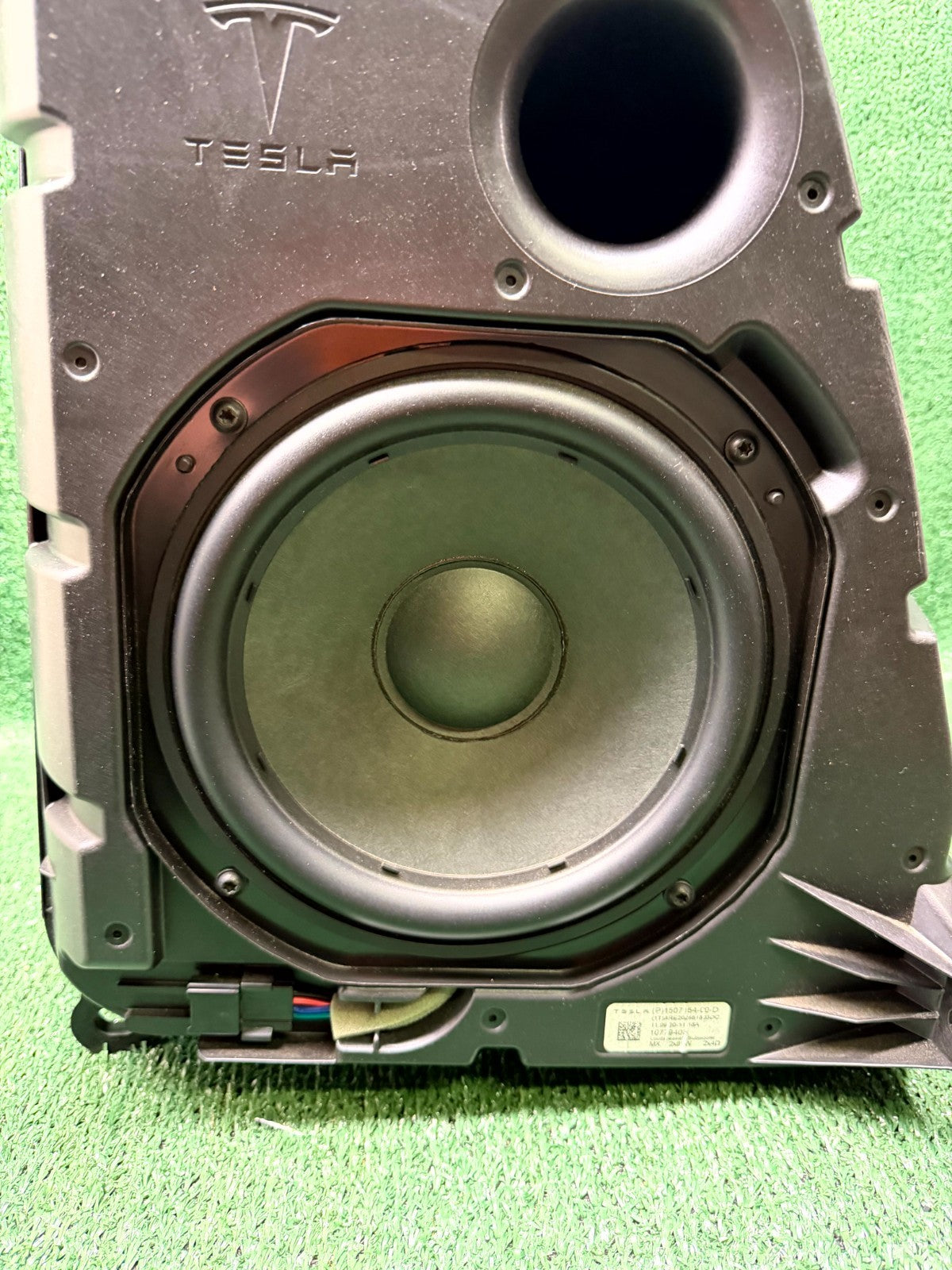 ♦️20-25 TESLA MODEL Y AUDIO SPEAKER SUBWOOFER ASSEMBLY OEM, 1507154-00-D