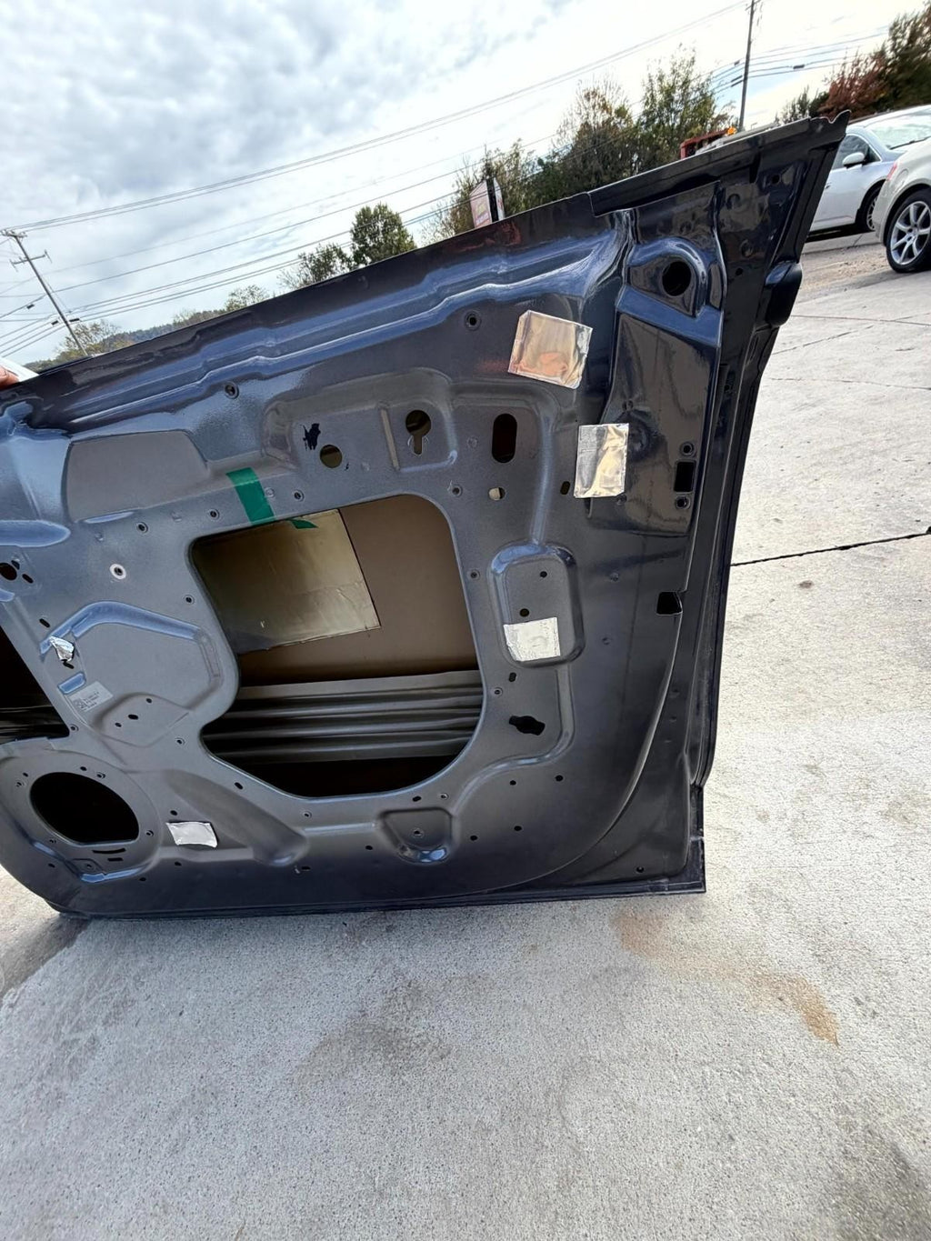 2016-2020 Tesla Model X Front Right Side Door Shell Panel OEM, 1009907-00-M