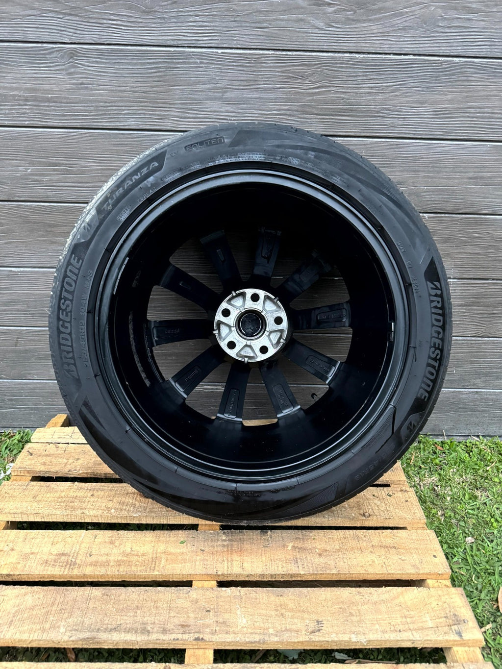 2017 - 2023 TESLA MODEL 3 Y FULL WHEEL WITH RIM SET W/ EMBLEM
