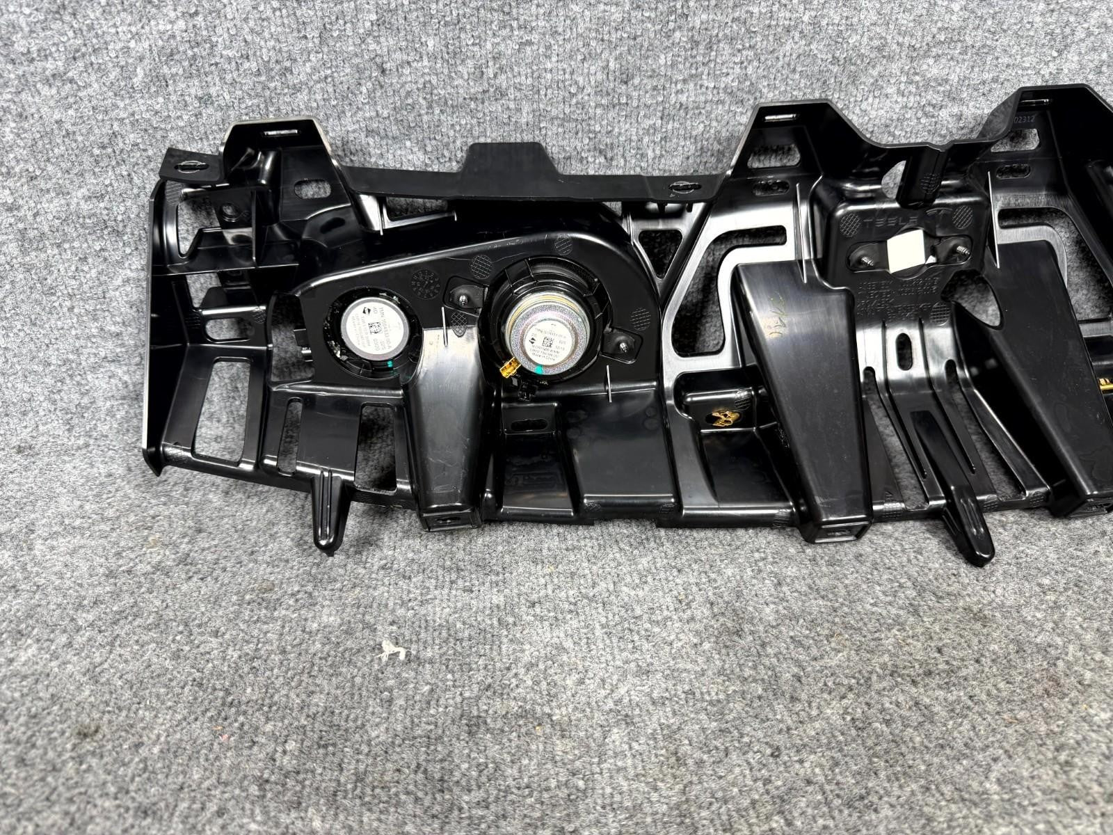 2016-2020 Tesla Model X Liftgate Speaker Trim Bracket OEM, 1050282-00-E