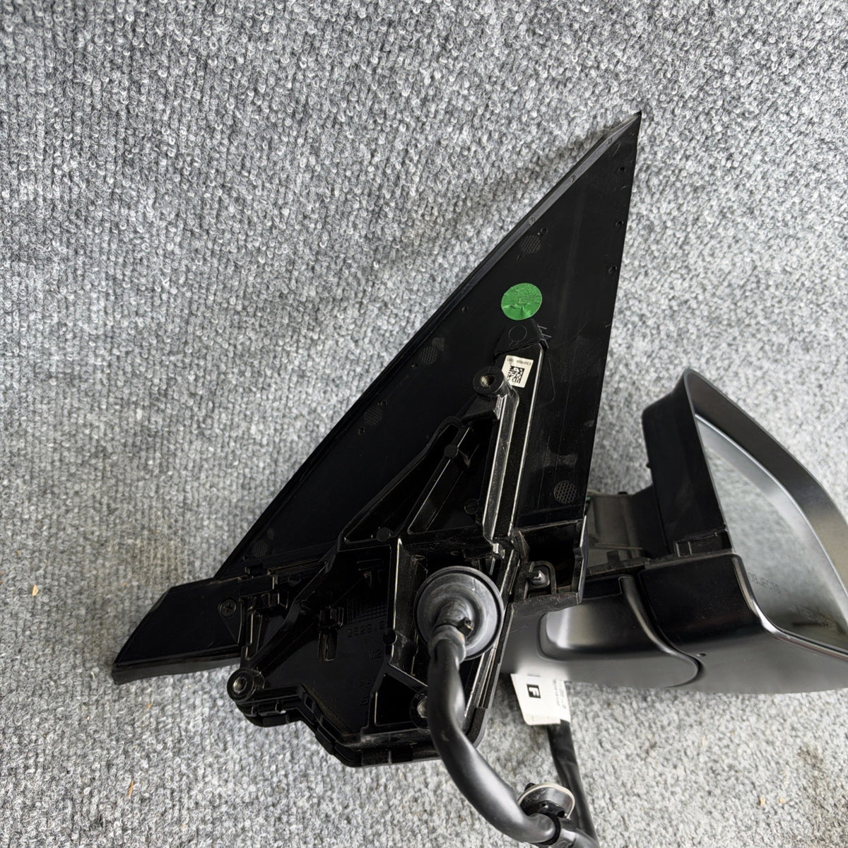 2020-2024 Tesla Model Y Front Right Passenger Side Door Mirror 1594112-00-B OEM