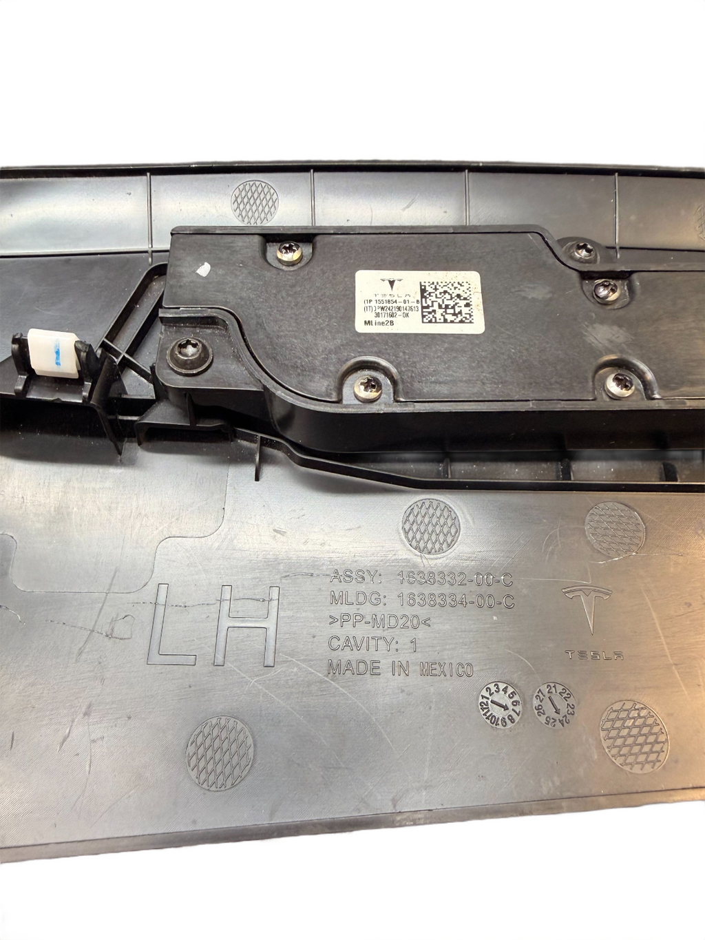 20-24 Tesla Model Y Front Left Power Seat Switch Control w/ Trim 1551854-01-B