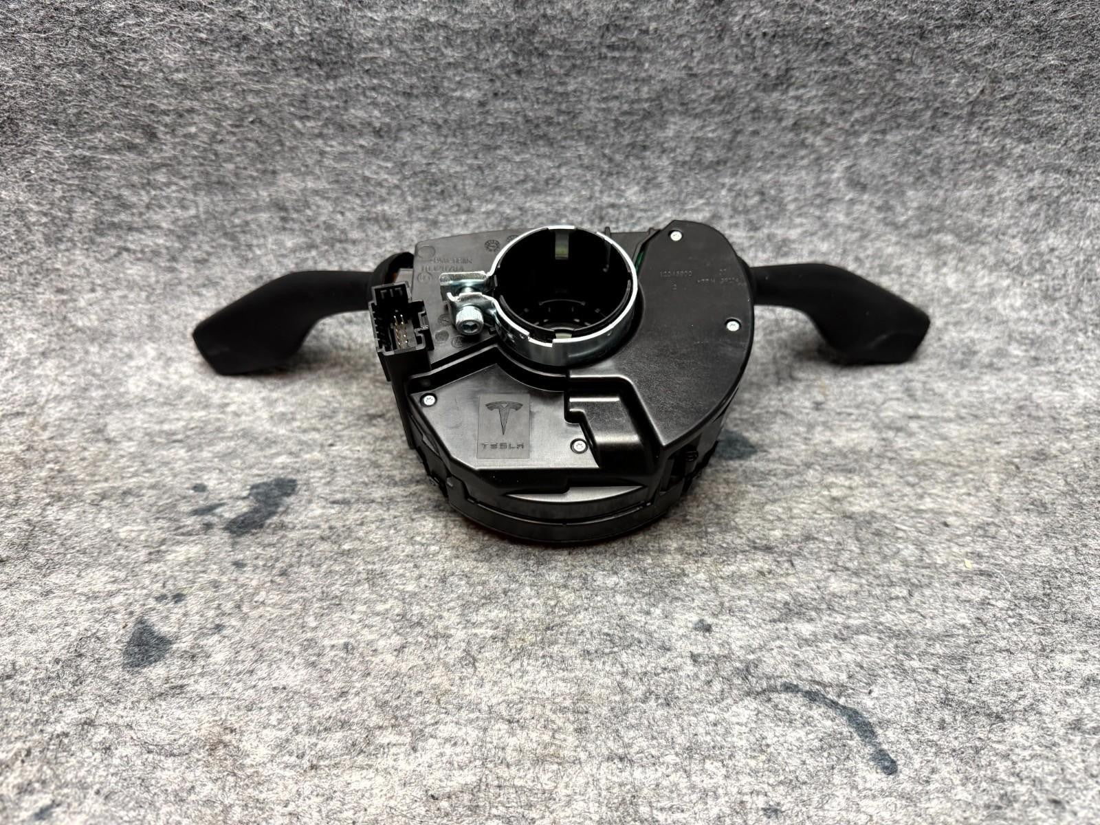 ♦️17-23 TESLA MODEL 3 Y STEERING COLUMN COMBINATION SWITCH OEM, 1097662-00-M