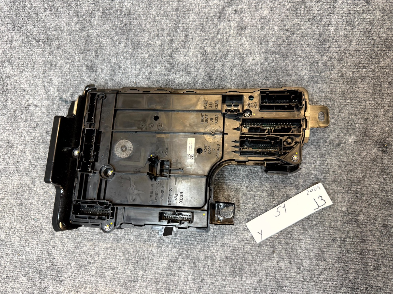 2020-2024 TESLA MODEL Y LEFT BODY CONTROLLER COMPUTER UNIT OEM, 1657648-02-A